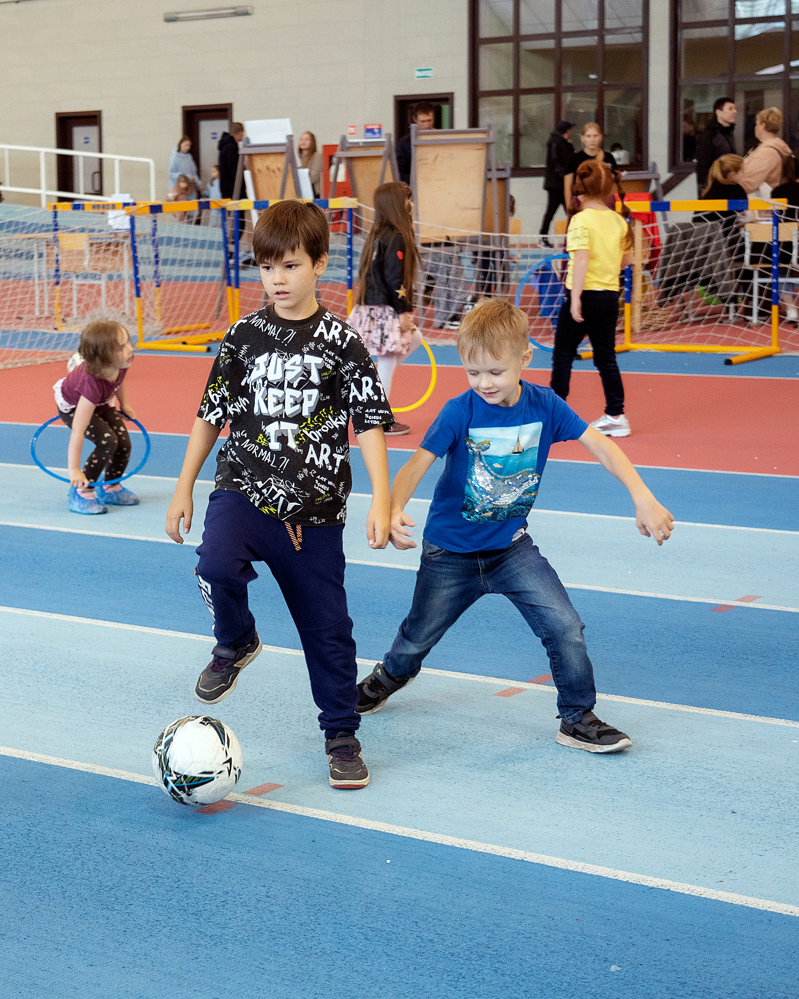 Все любят спорт. Байкал-арена. 10лет. Семейный, детский и школьный фотограф в Иркутске Алёна Зорка