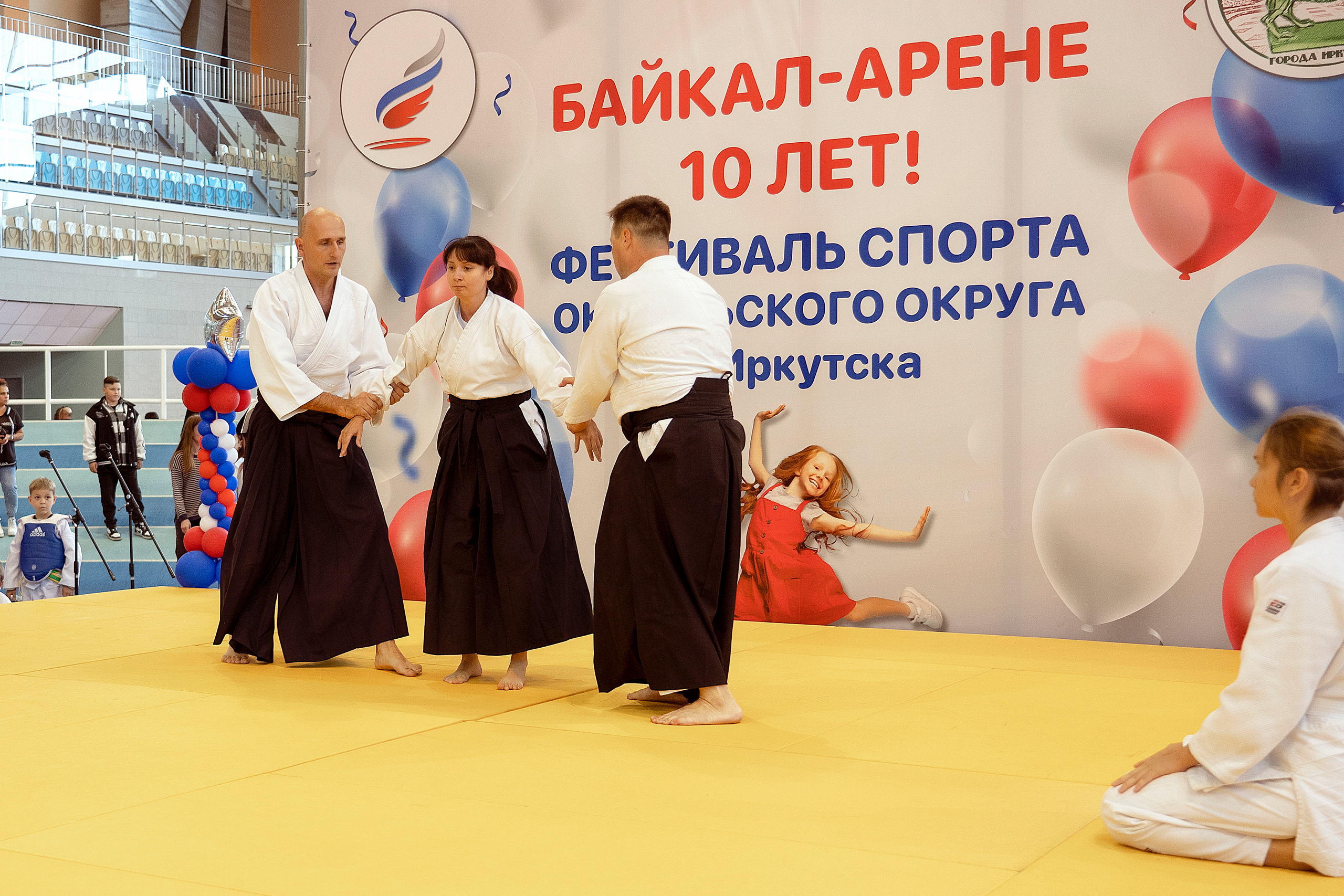 Все любят спорт. Байкал-арена. 10лет. Семейный, детский и школьный фотограф в Иркутске Алёна Зорка