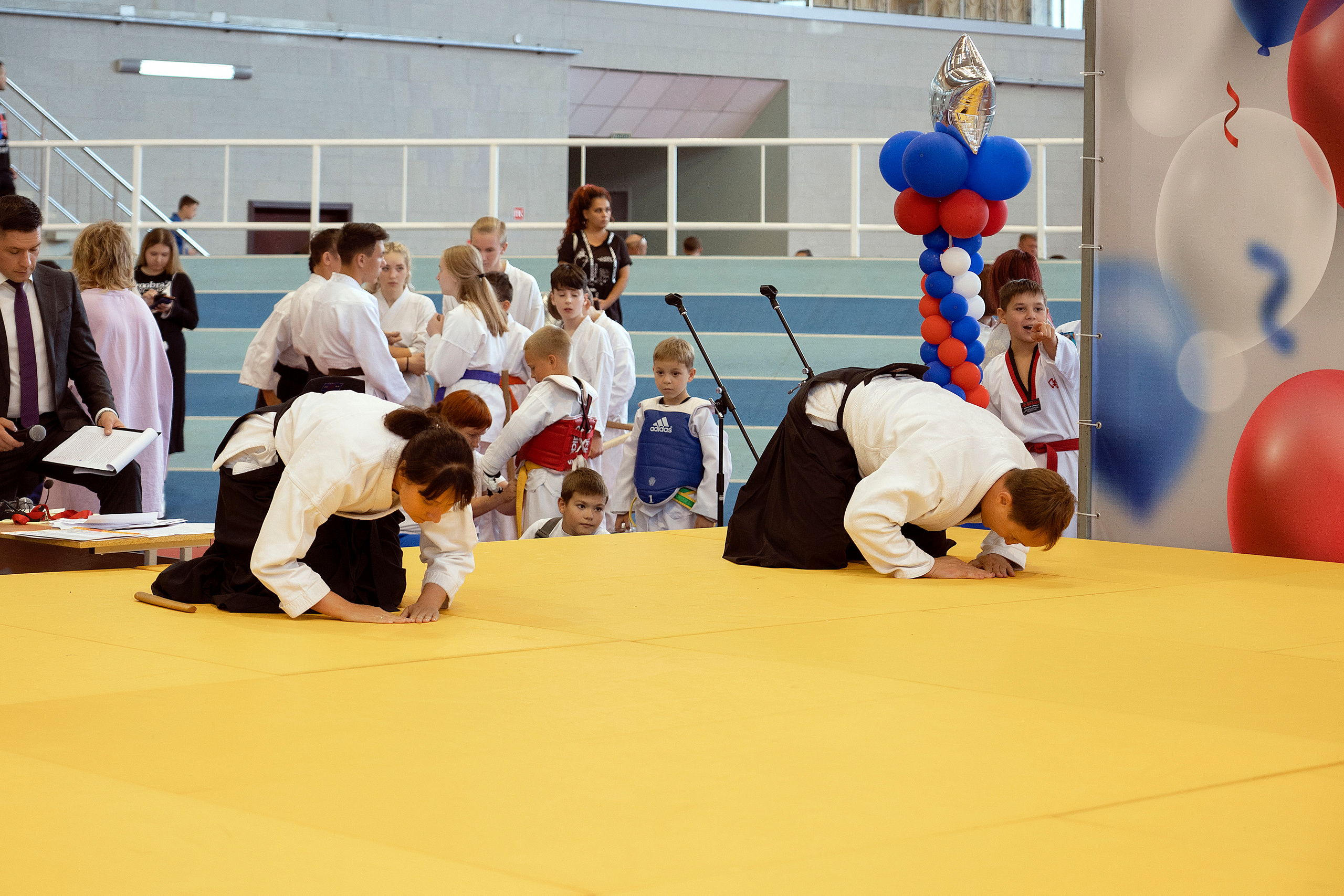 Все любят спорт. Байкал-арена. 10лет. Семейный, детский и школьный фотограф в Иркутске Алёна Зорка