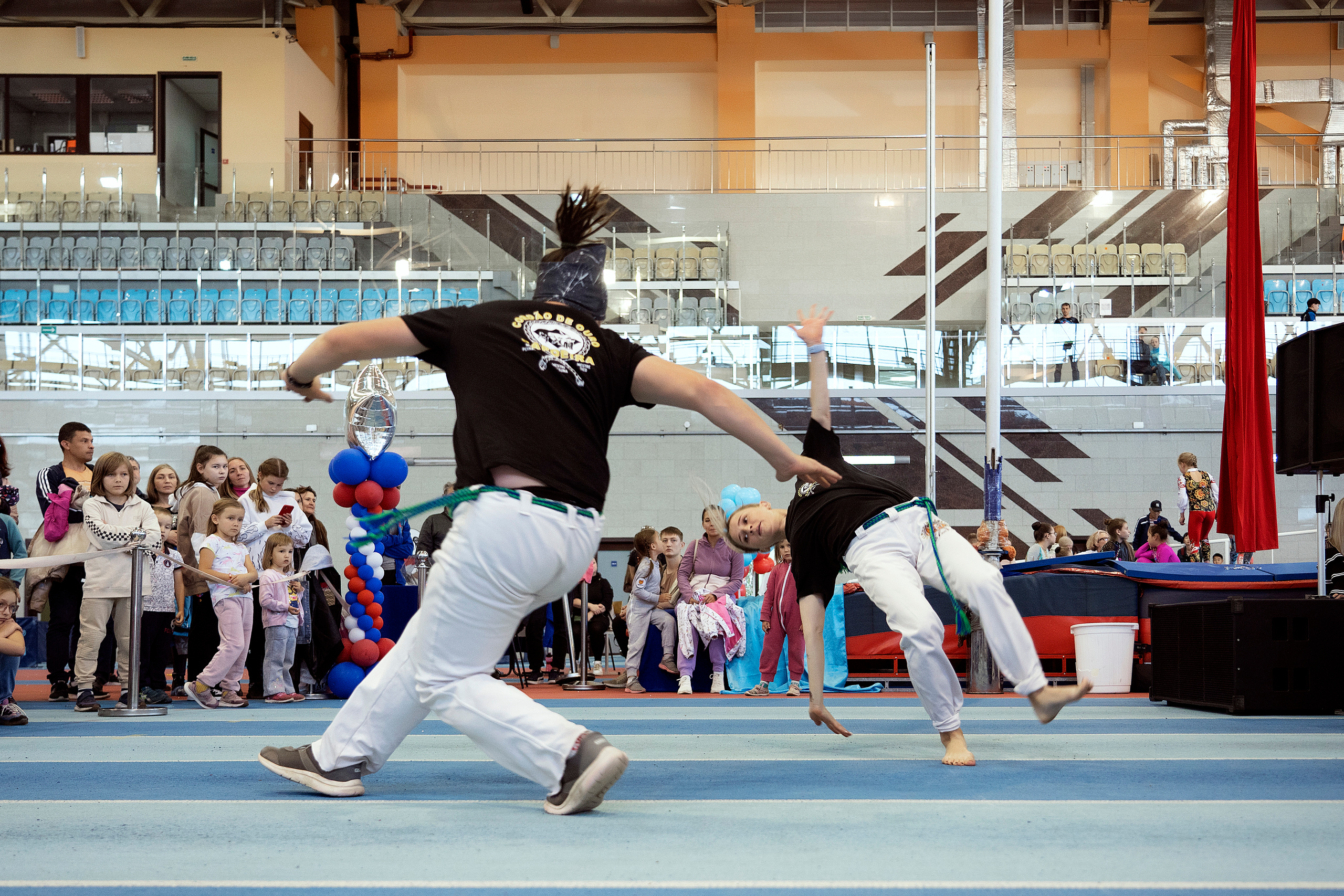 Все любят спорт. Байкал-арена. 10лет. Семейный, детский и школьный фотограф в Иркутске Алёна Зорка