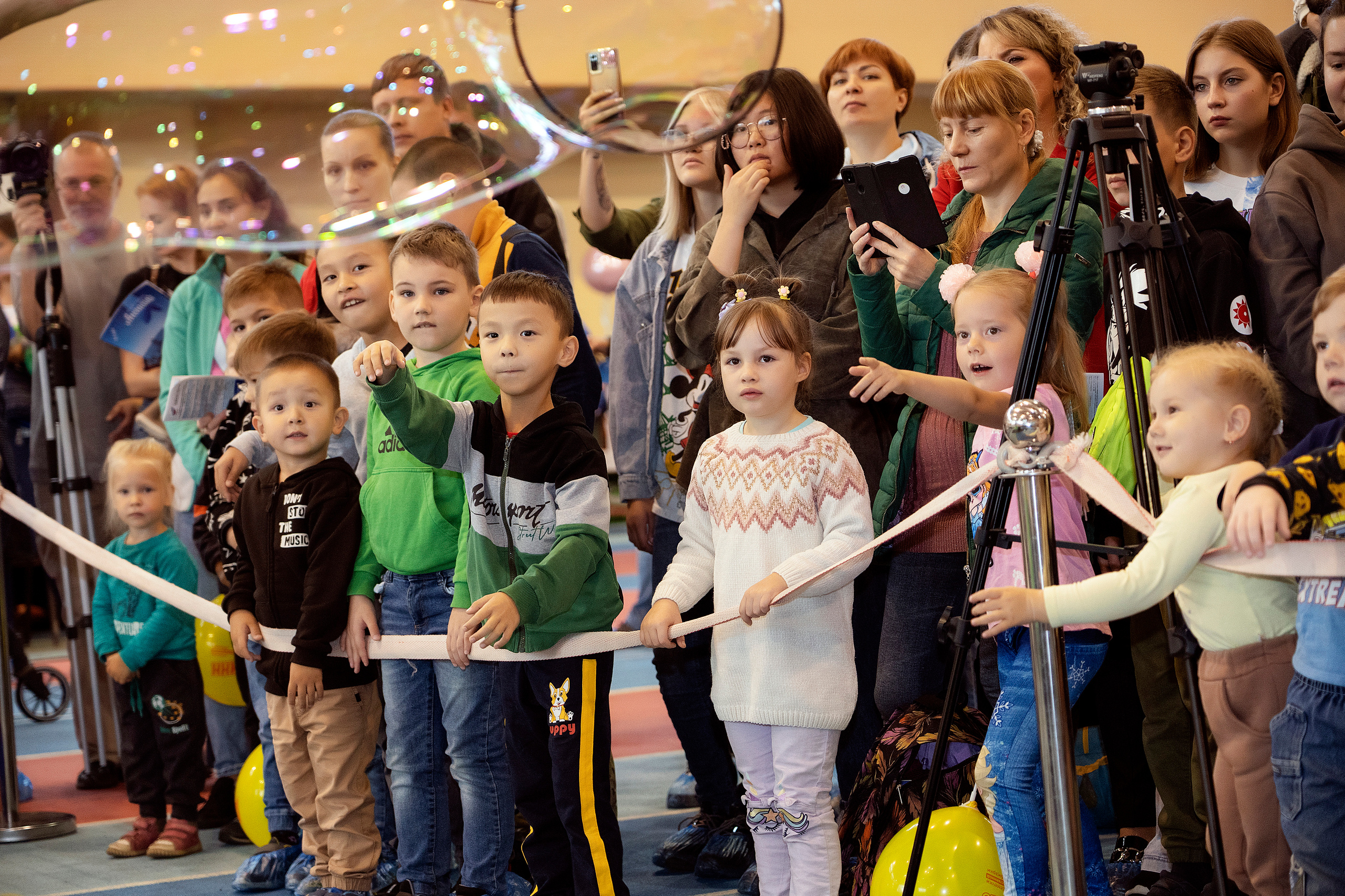 Все любят спорт. Байкал-арена. 10лет. Семейный, детский и школьный фотограф в Иркутске Алёна Зорка