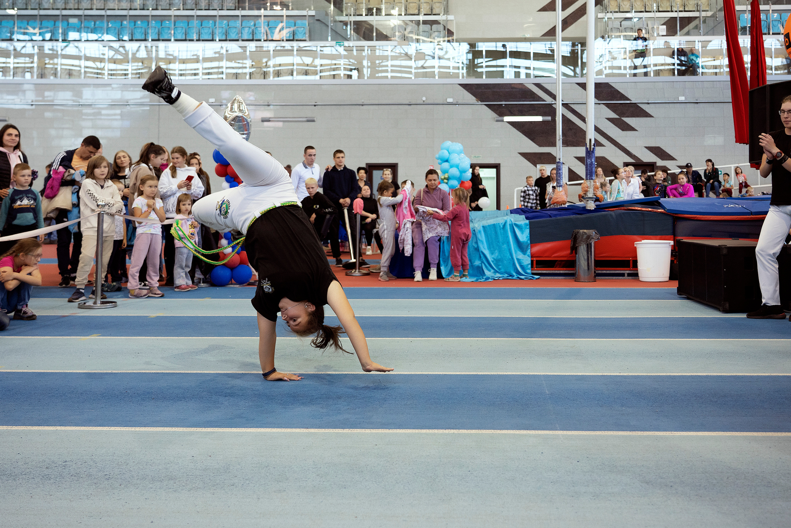 Все любят спорт. Байкал-арена. 10лет. Семейный, детский и школьный фотограф в Иркутске Алёна Зорка