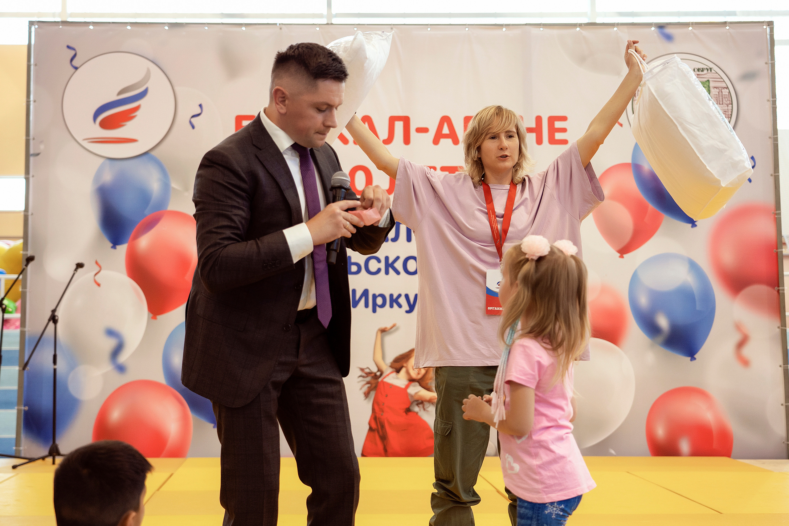 Все любят спорт. Байкал-арена. 10лет. Семейный, детский и школьный фотограф в Иркутске Алёна Зорка