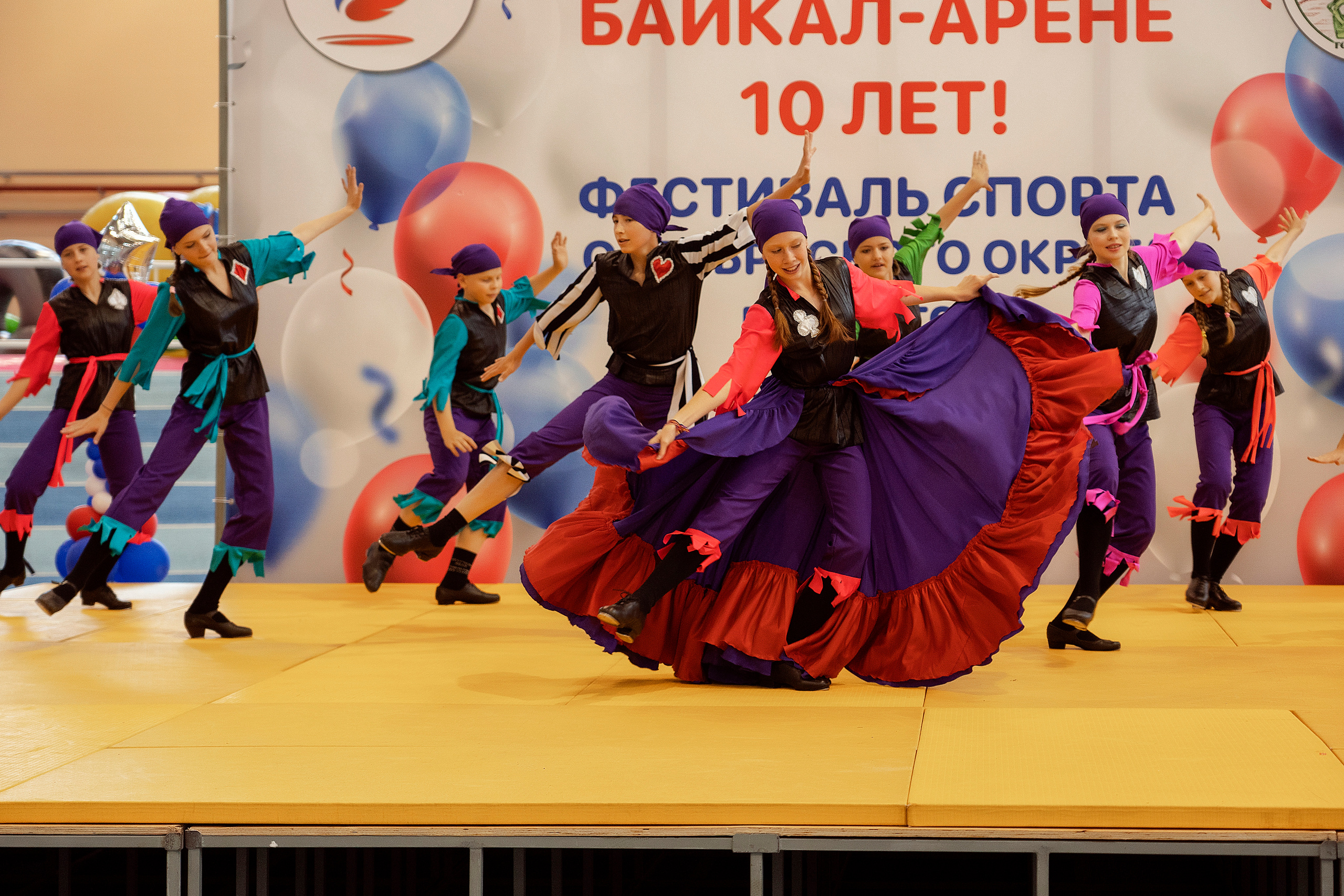 Все любят спорт. Байкал-арена. 10лет. Семейный, детский и школьный фотограф в Иркутске Алёна Зорка