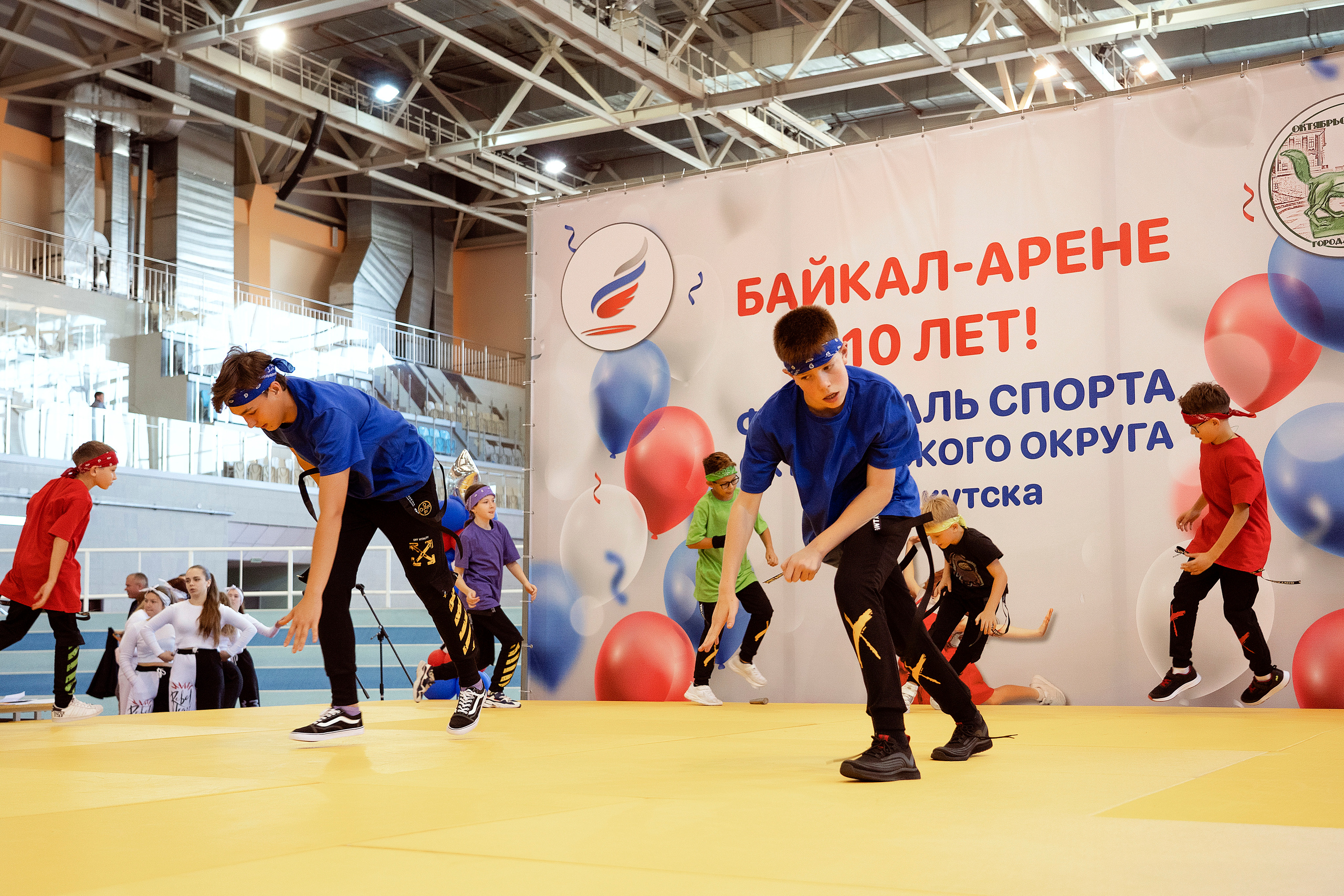 Все любят спорт. Байкал-арена. 10лет. Семейный, детский и школьный фотограф в Иркутске Алёна Зорка