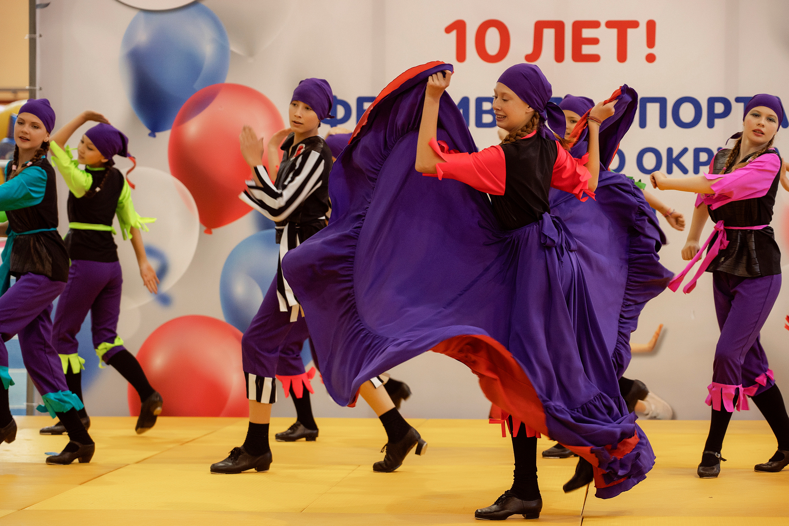 Все любят спорт. Байкал-арена. 10лет. Семейный, детский и школьный фотограф в Иркутске Алёна Зорка