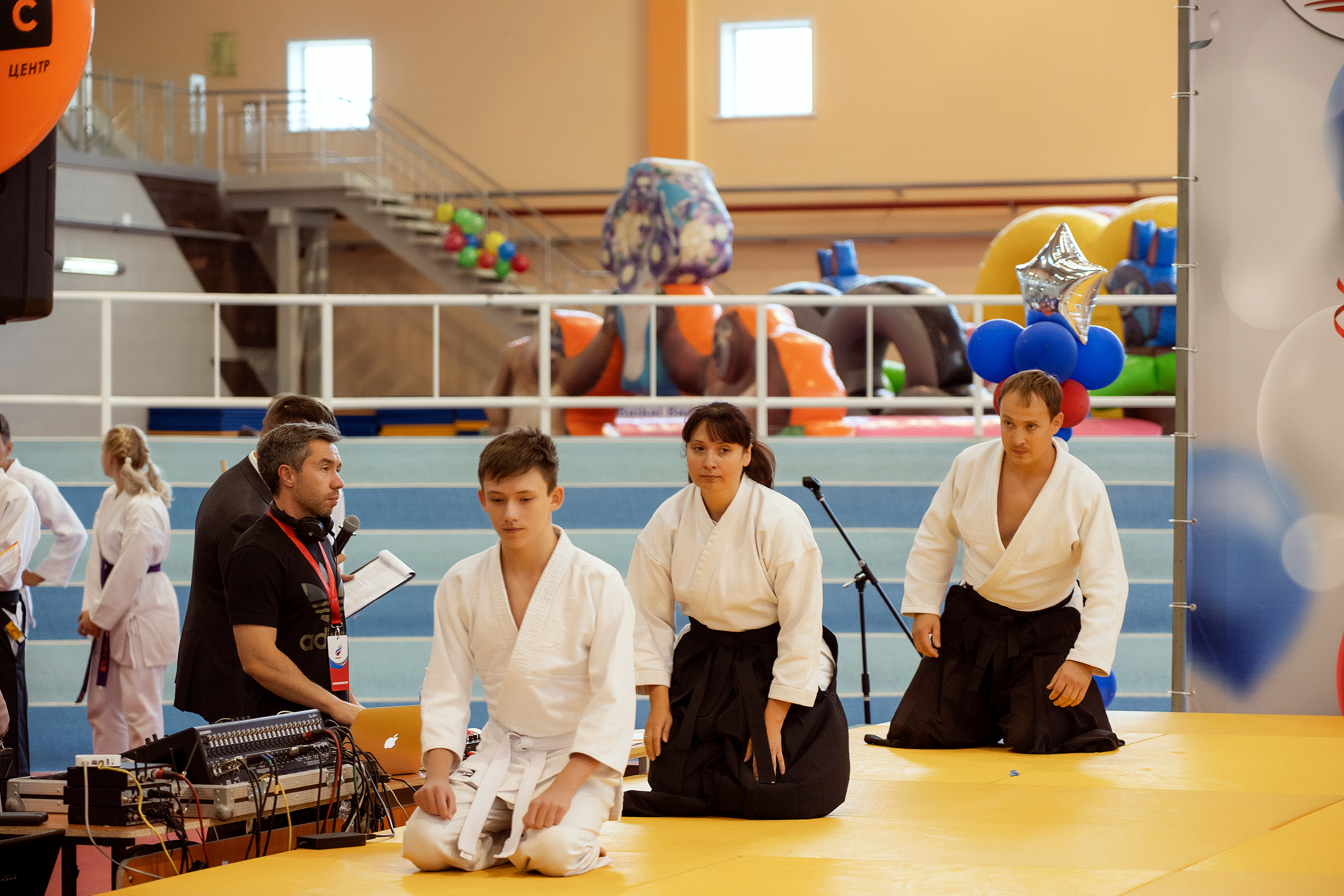 Все любят спорт. Байкал-арена. 10лет. Семейный, детский и школьный фотограф в Иркутске Алёна Зорка