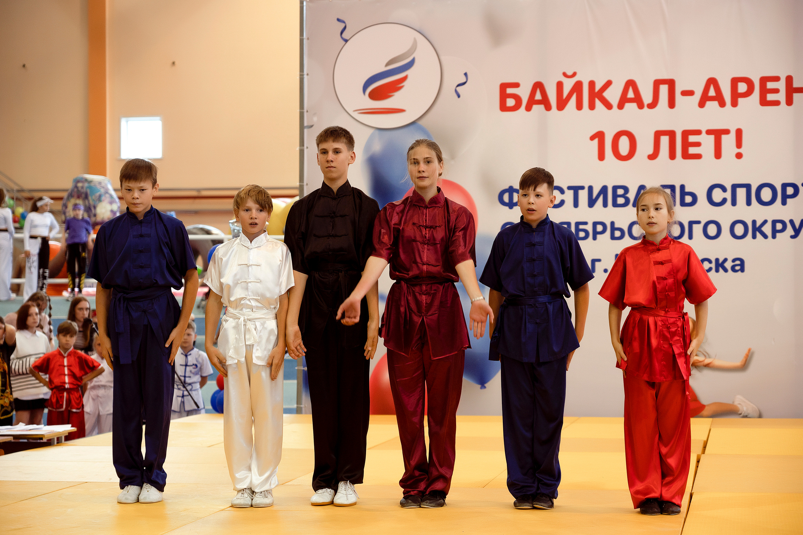 Все любят спорт. Байкал-арена. 10лет. Семейный, детский и школьный фотограф в Иркутске Алёна Зорка