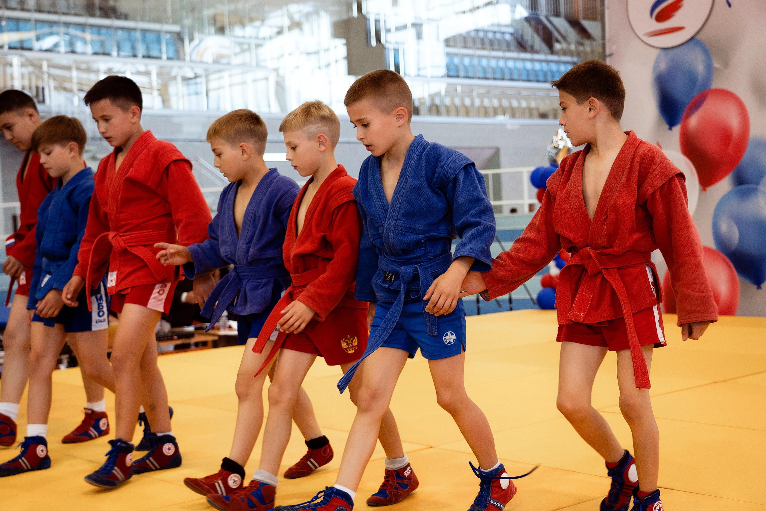 Все любят спорт. Байкал-арена. 10лет. Семейный, детский и школьный фотограф в Иркутске Алёна Зорка