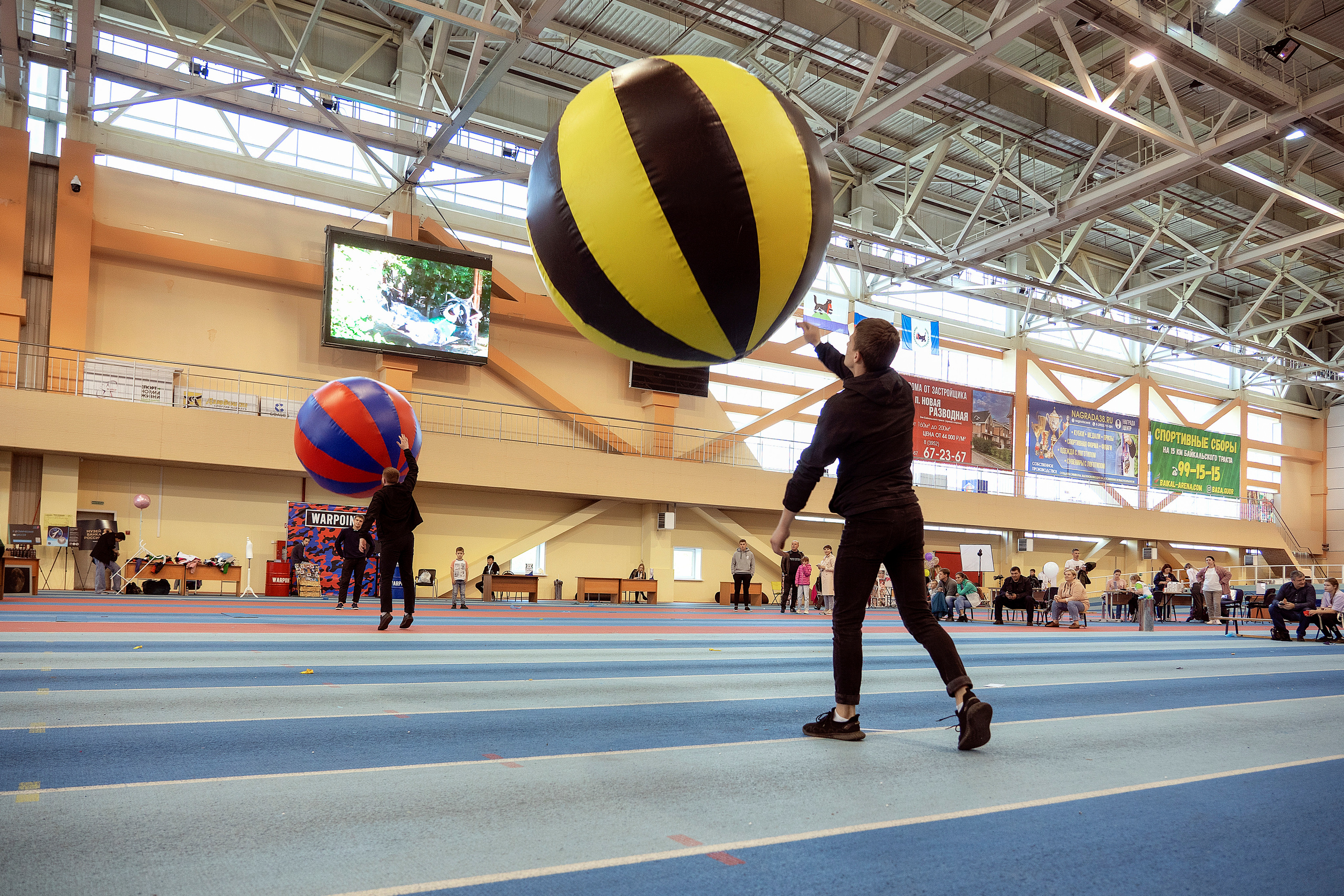 Все любят спорт. Байкал-арена. 10лет. Семейный, детский и школьный фотограф в Иркутске Алёна Зорка