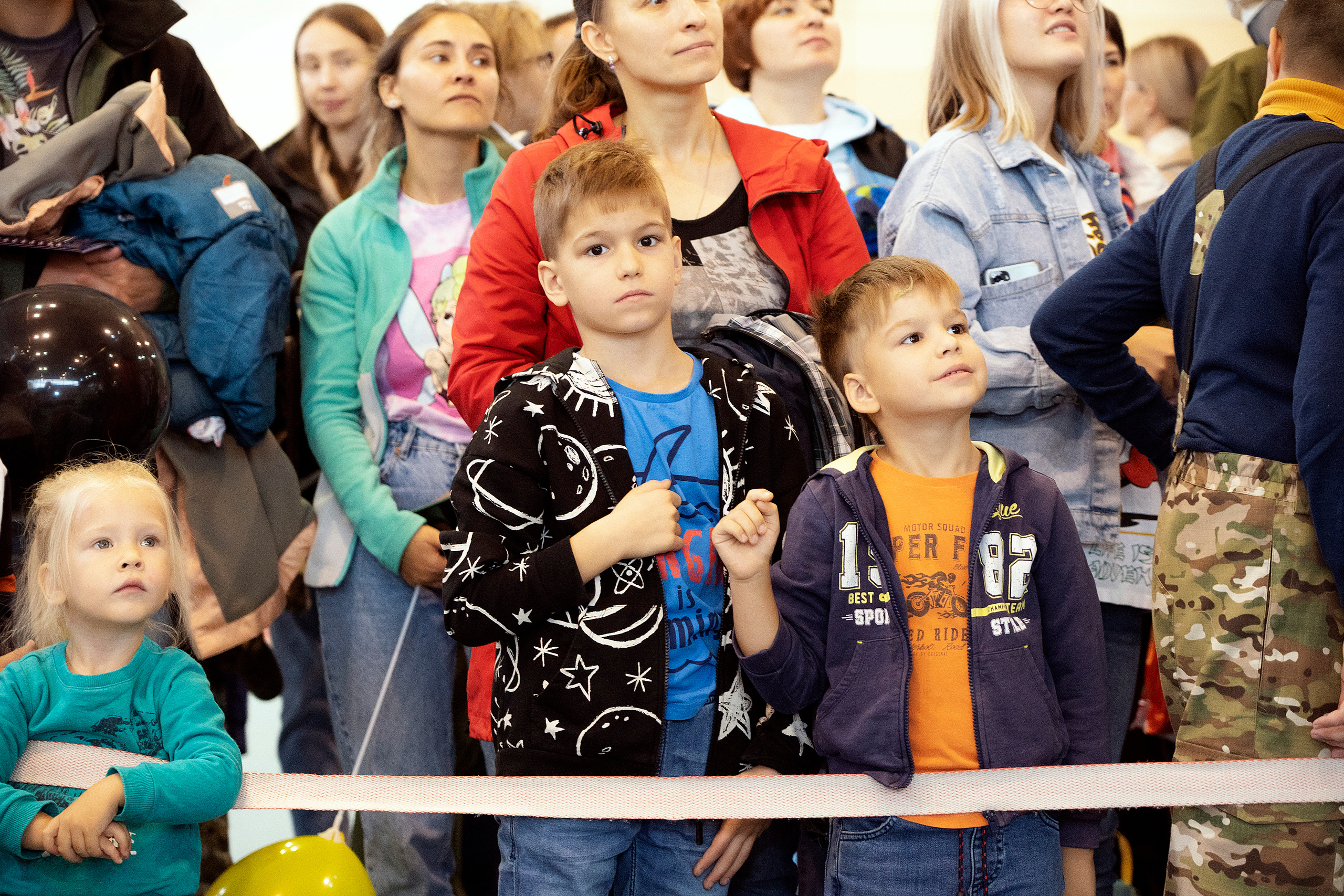Все любят спорт. Байкал-арена. 10лет. Семейный, детский и школьный фотограф в Иркутске Алёна Зорка