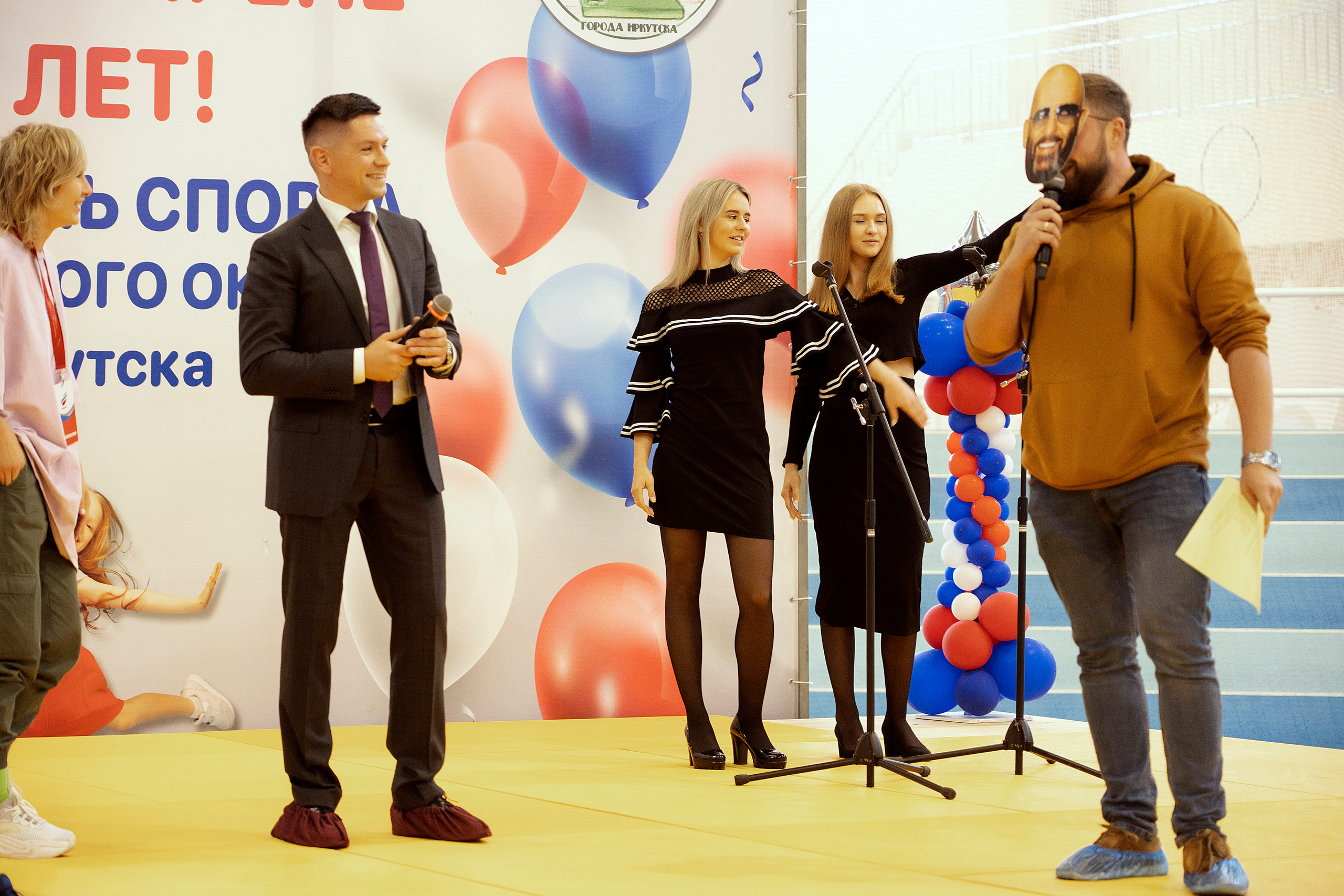 Все любят спорт. Байкал-арена. 10лет. Семейный, детский и школьный фотограф в Иркутске Алёна Зорка