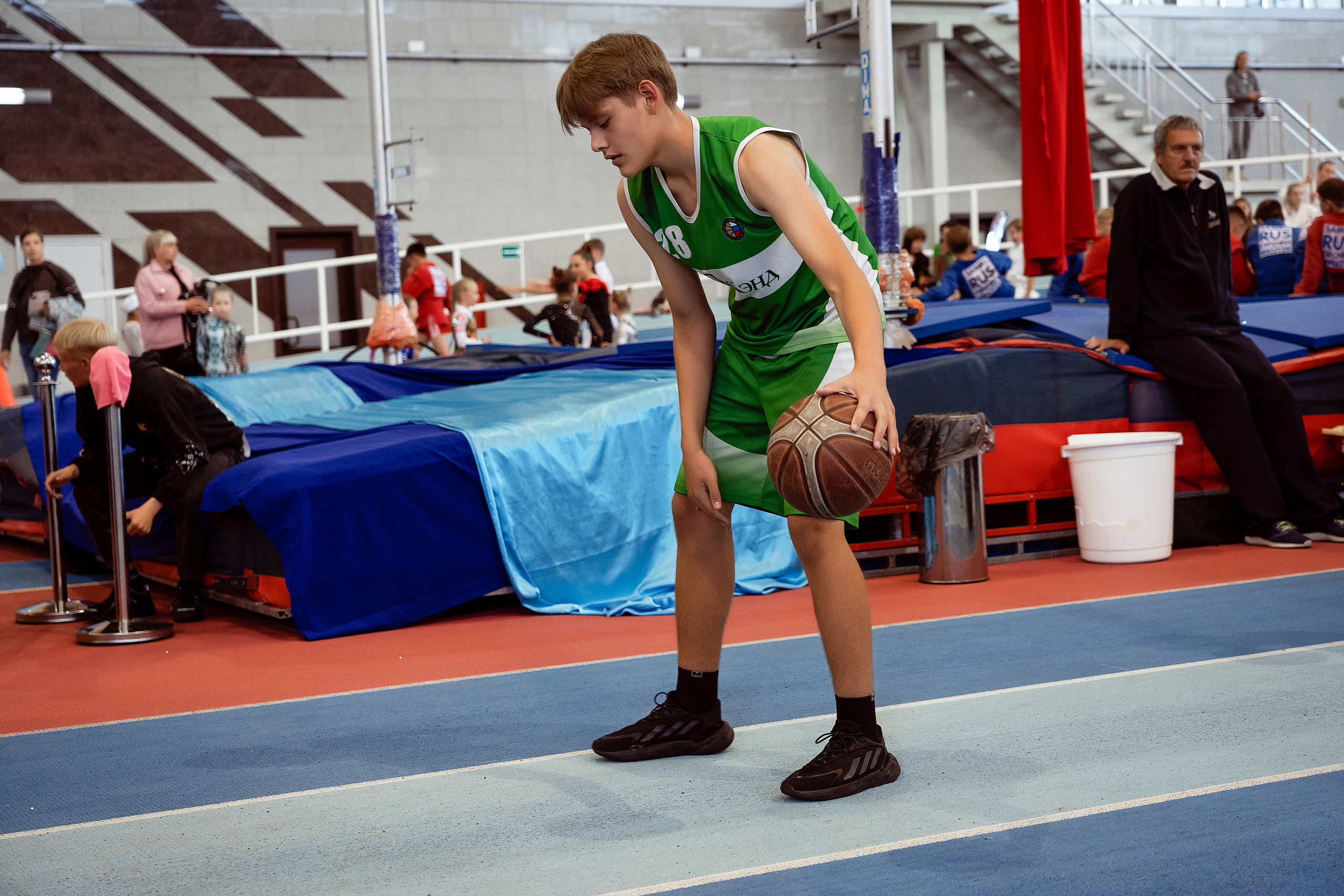 Все любят спорт. Байкал-арена. 10лет. Семейный, детский и школьный фотограф в Иркутске Алёна Зорка