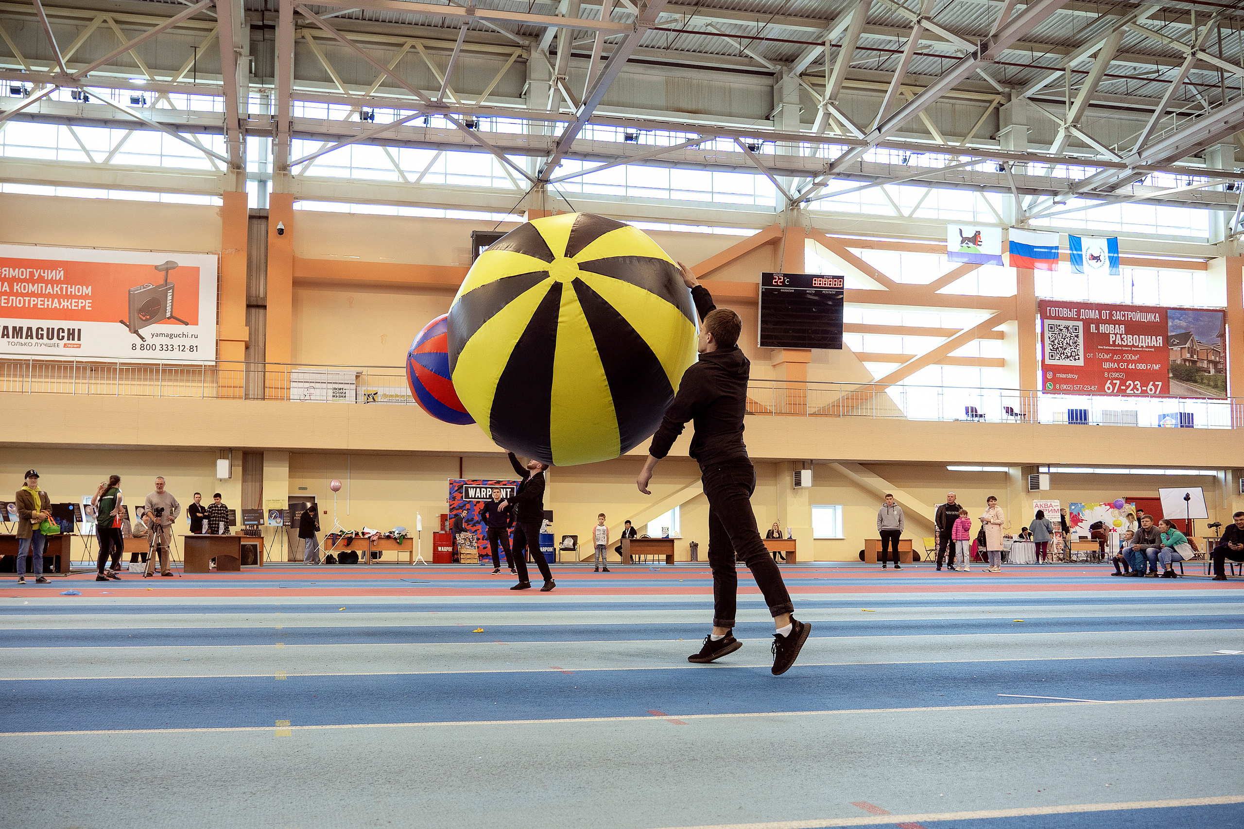 Все любят спорт. Байкал-арена. 10лет. Семейный, детский и школьный фотограф в Иркутске Алёна Зорка