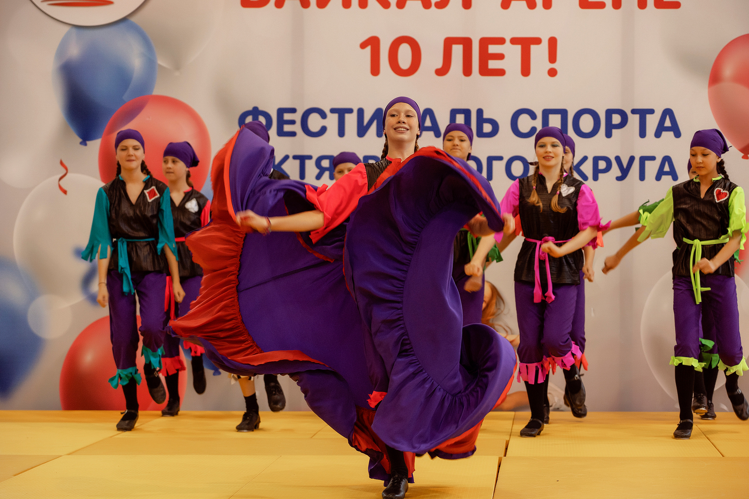 Все любят спорт. Байкал-арена. 10лет. Семейный, детский и школьный фотограф в Иркутске Алёна Зорка