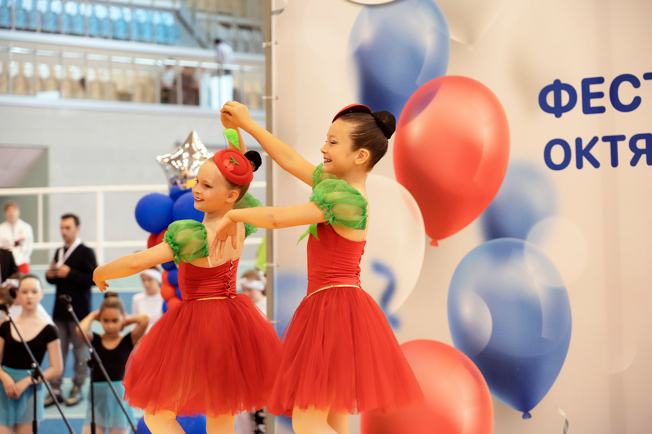 Все любят спорт. Байкал-арена. 10лет. Семейный, детский и школьный фотограф в Иркутске Алёна Зорка