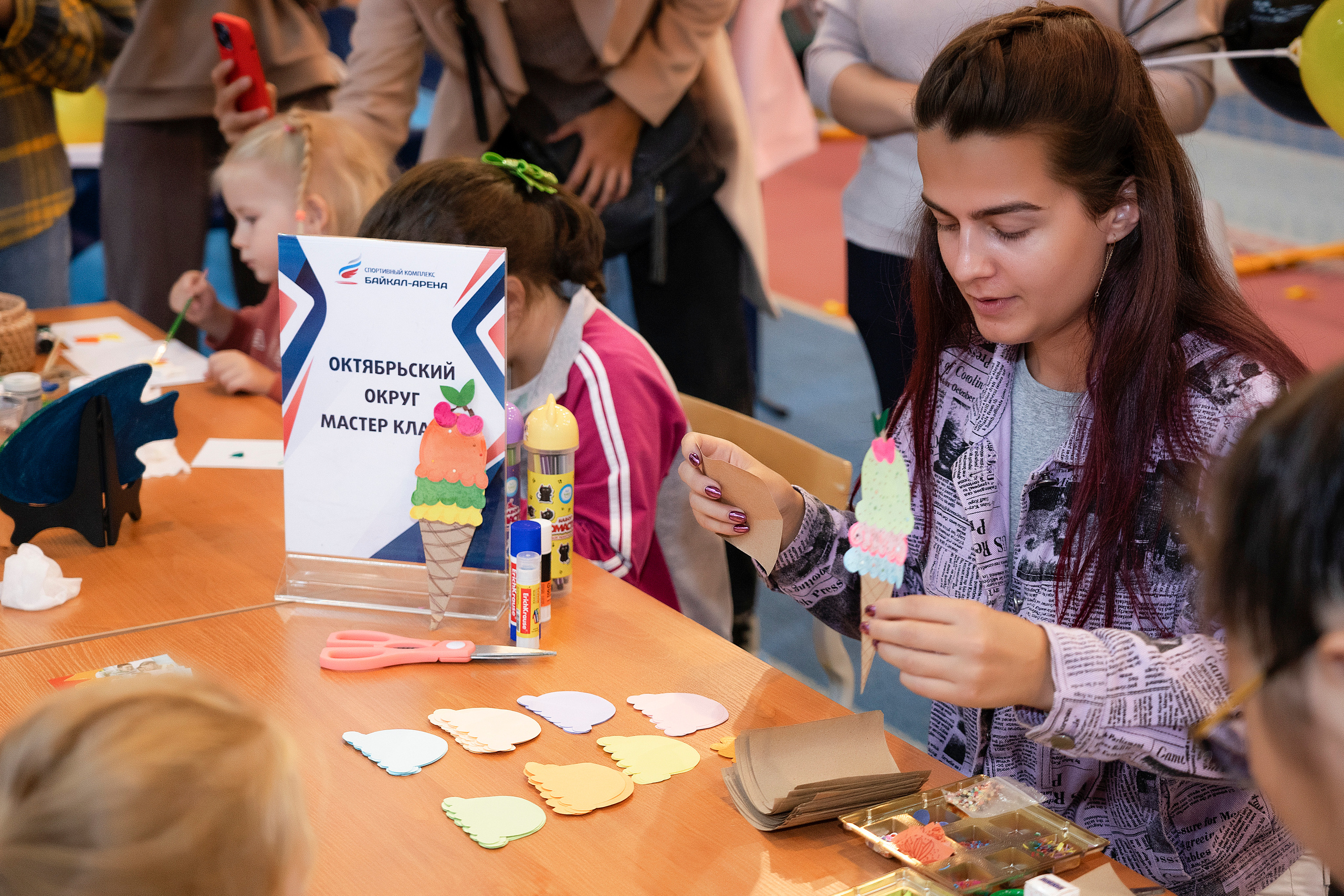 Все любят спорт. Байкал-арена. 10лет. Семейный, детский и школьный фотограф в Иркутске Алёна Зорка