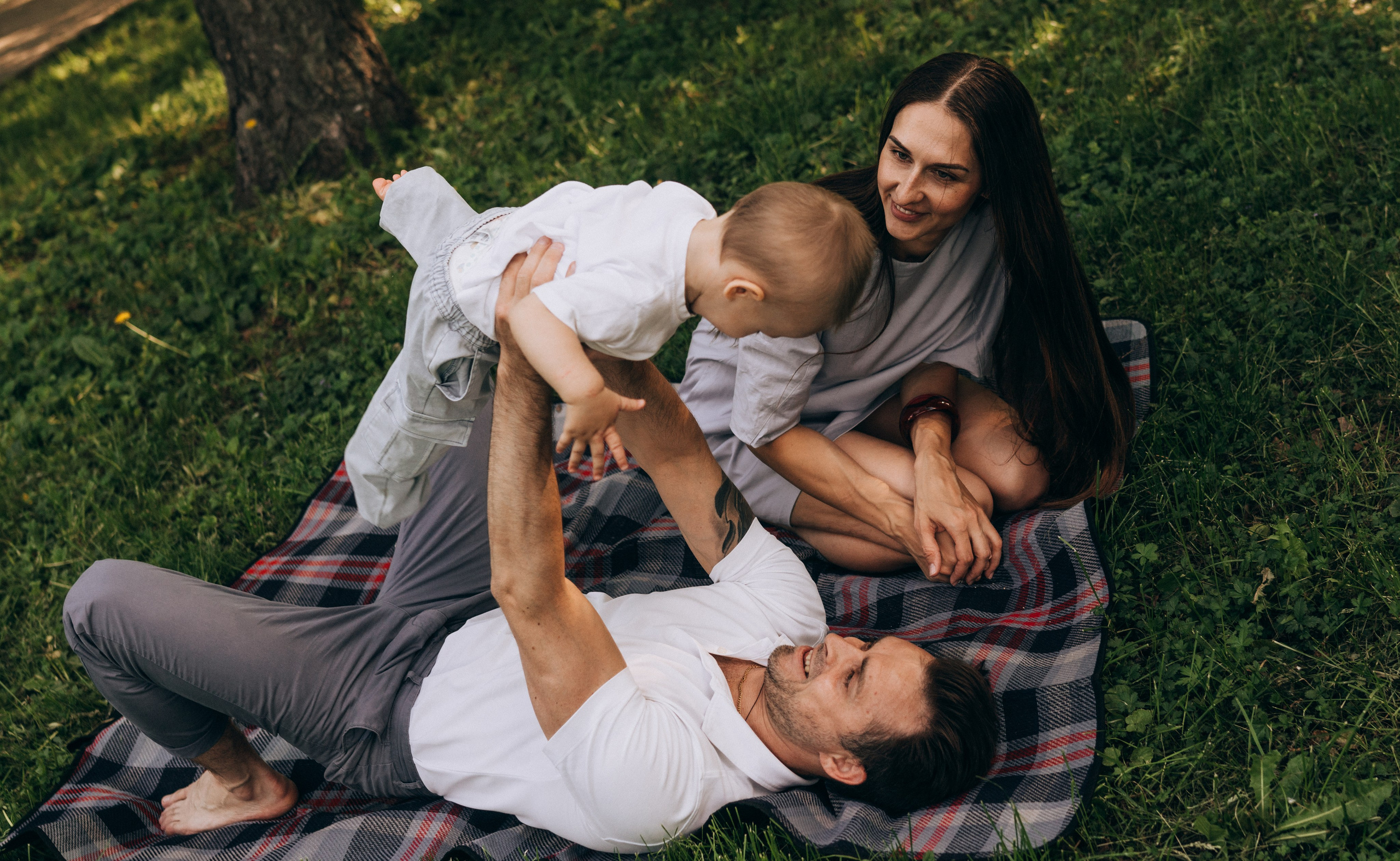 Фотопрогулка в любимом парке. Семейный, ньюборн фотограф, фотограф на роды в Москве, Виктория Тюльдюкова