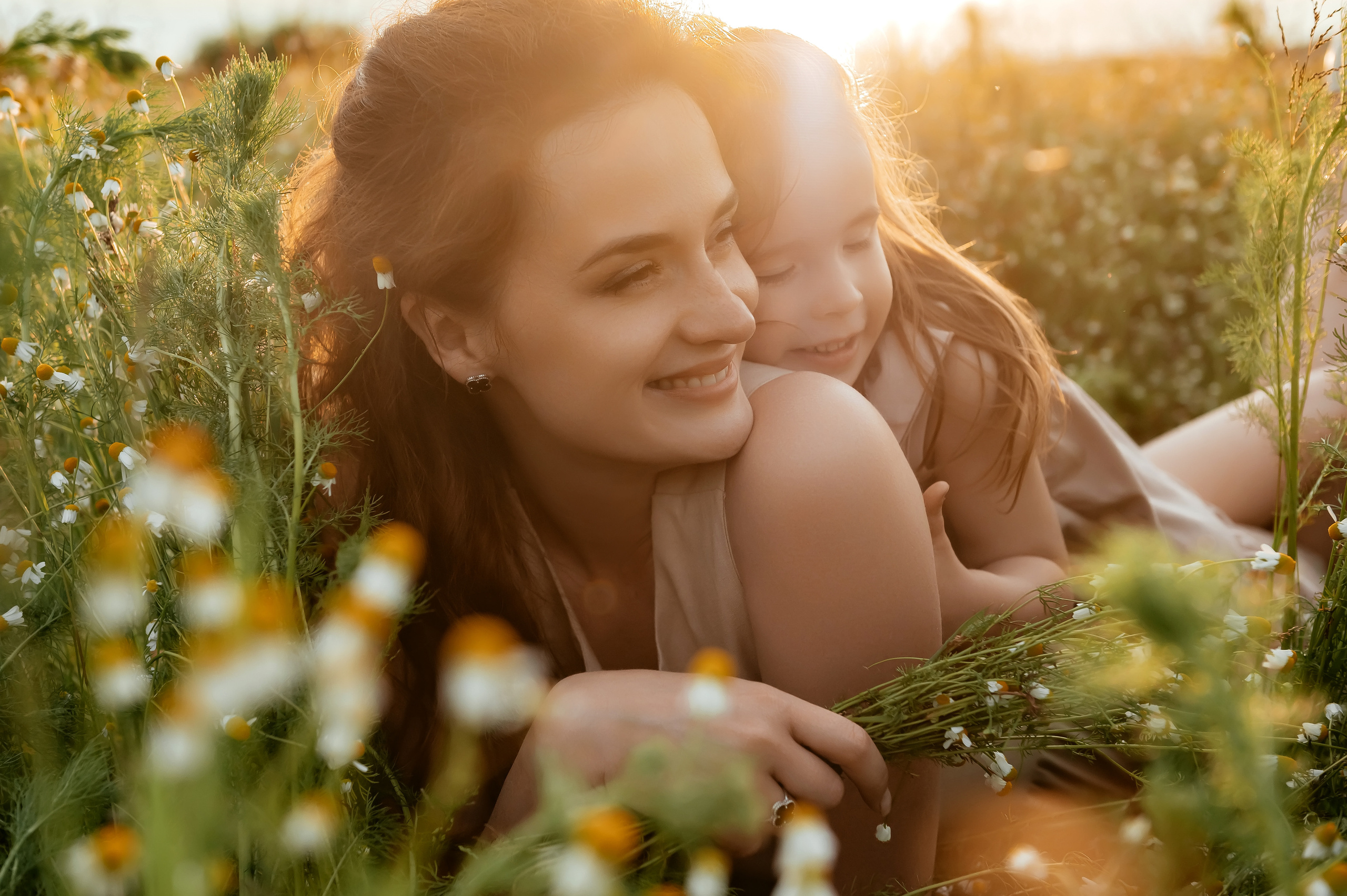 Ира, ромашковое поле, Фрязино. Свадебный и семейный фотограф Виктория Носачёва. Щелково, Москва и МО