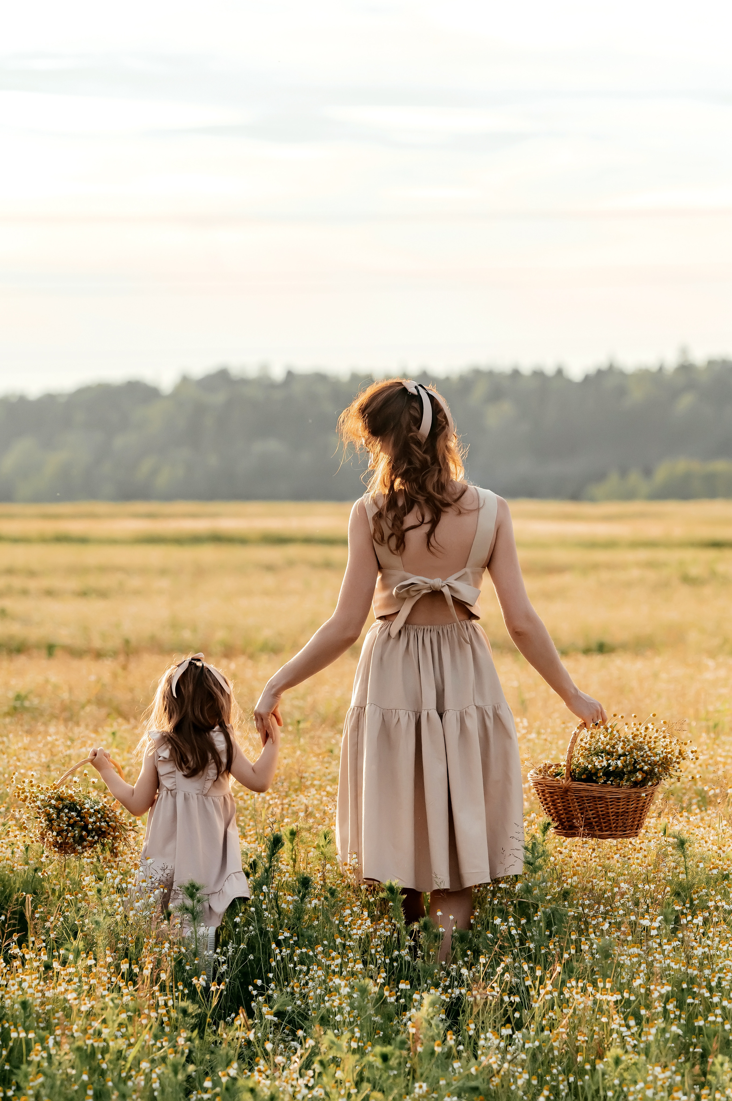 Ира, ромашковое поле, Фрязино. Свадебный и семейный фотограф Виктория Носачёва. Щелково, Москва и МО