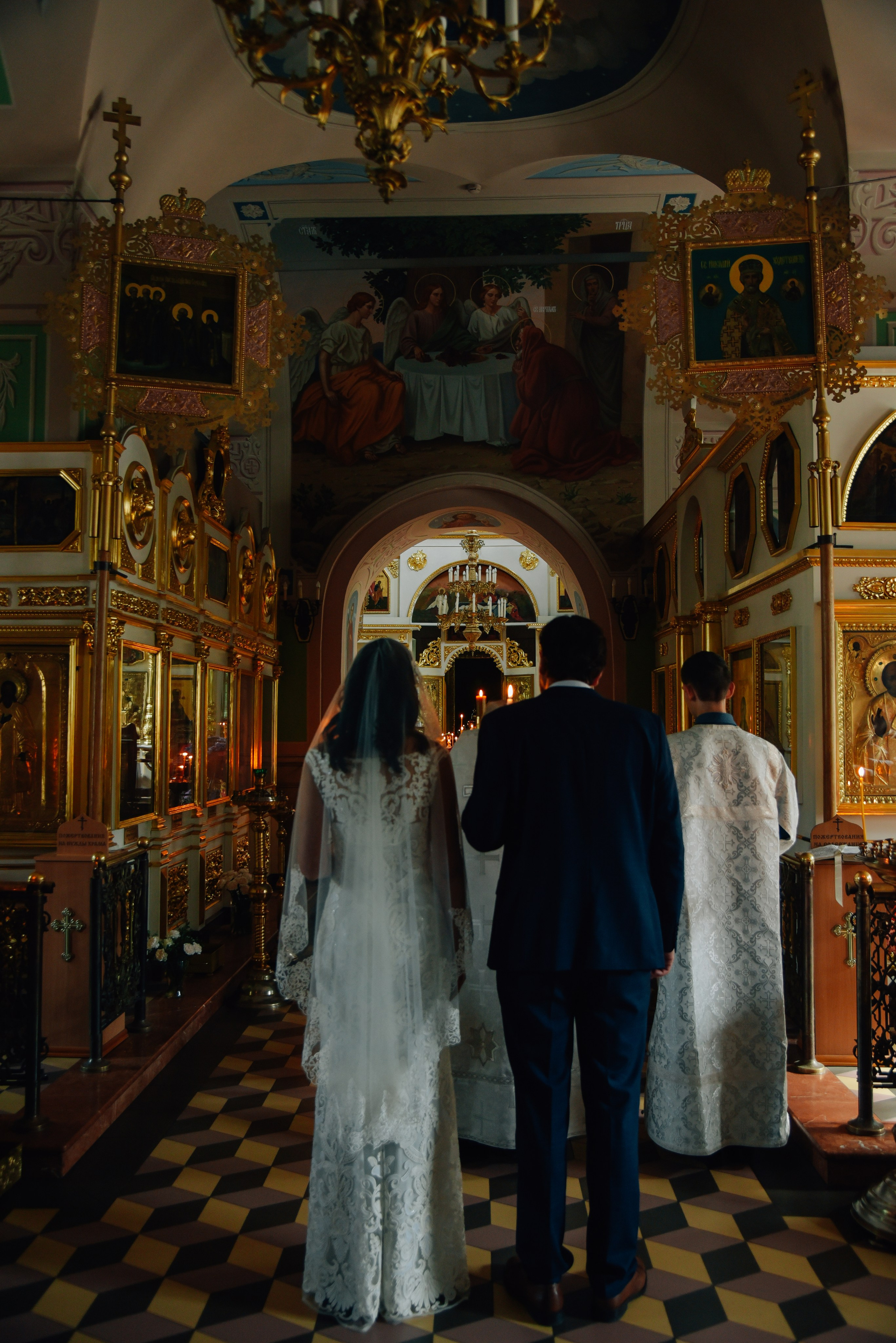 Венчание Храм Живоначальной Троицы на Воробьёвых горах. Фотограф Лола Волна, город Москва