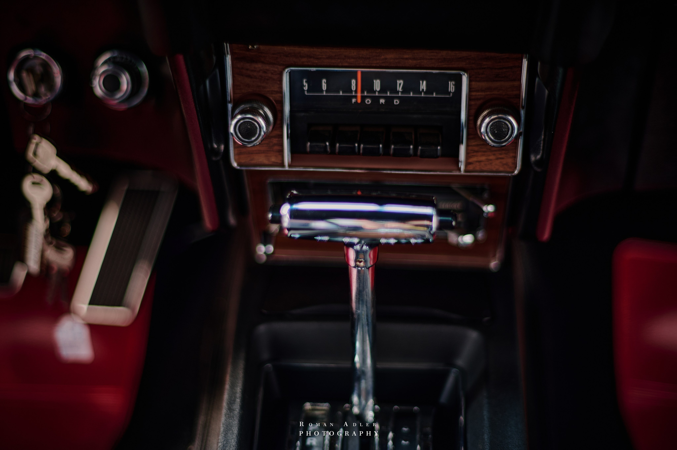 这辆红色1969年Mustang Mach 1