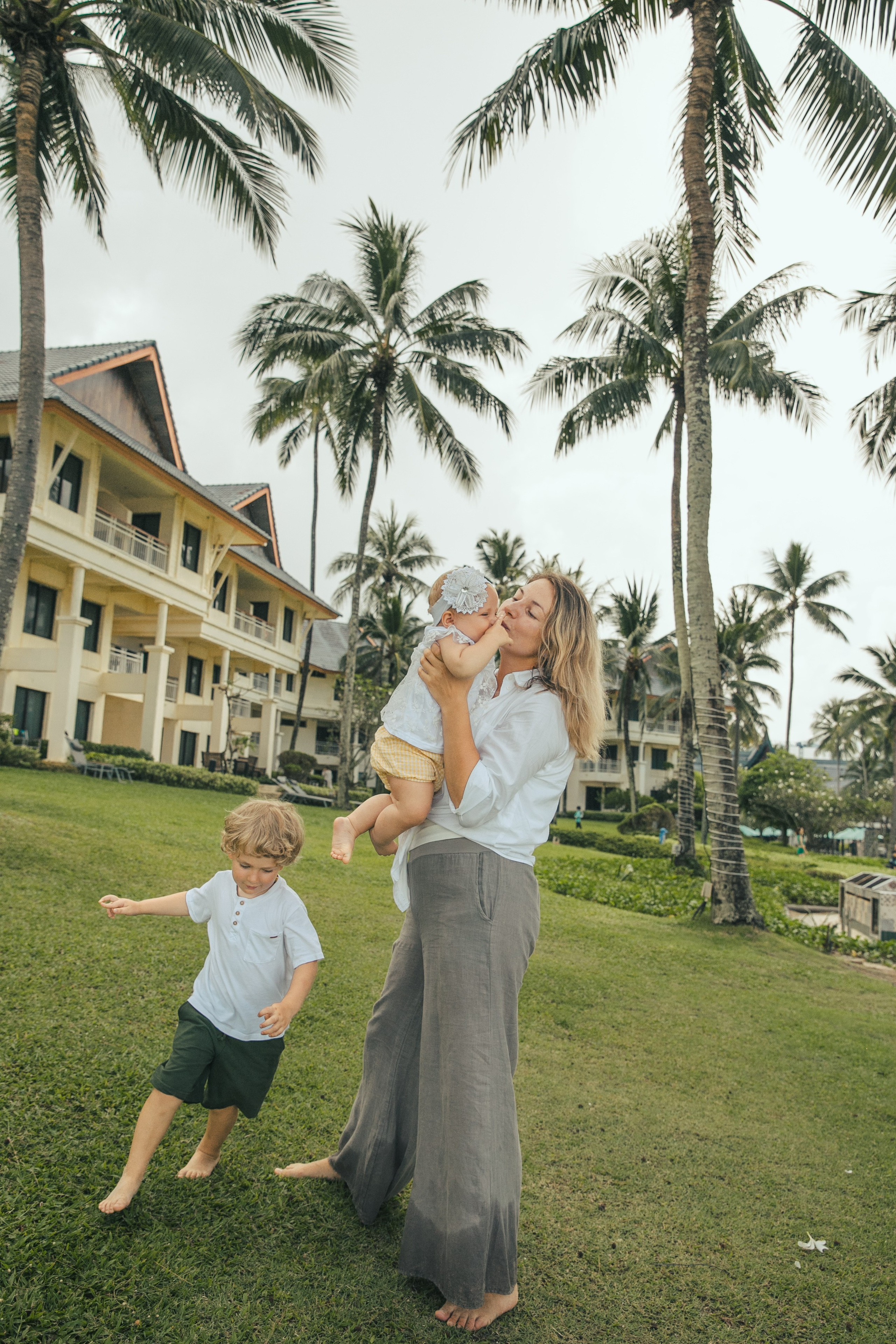 Ульяна с детьми Пхукет. Фотограф и видеограф Анна Домашенко