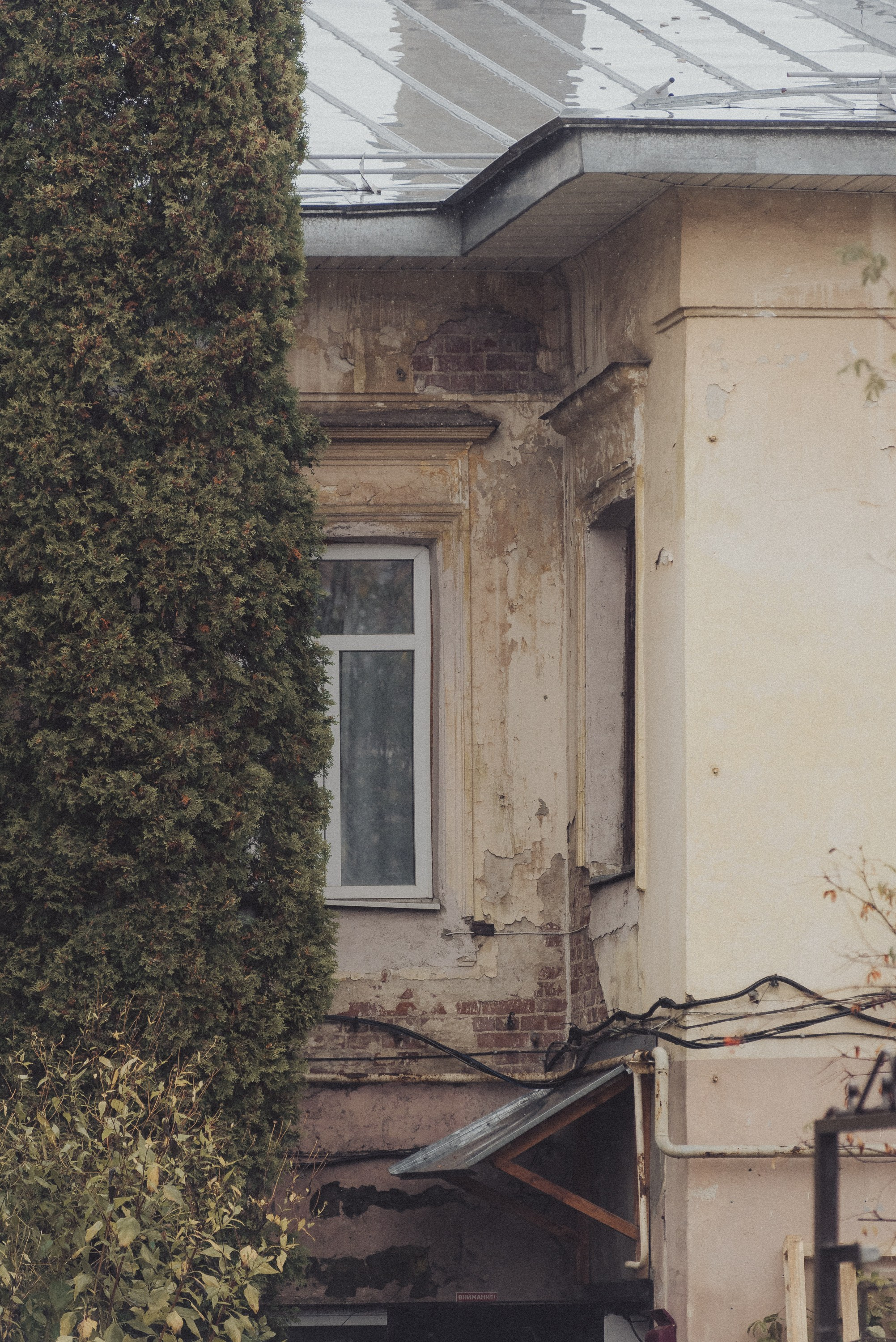 Проект #улицыгорода. Ярославль, ул. Республиканская. Документальный фотограф Илья Тихановский