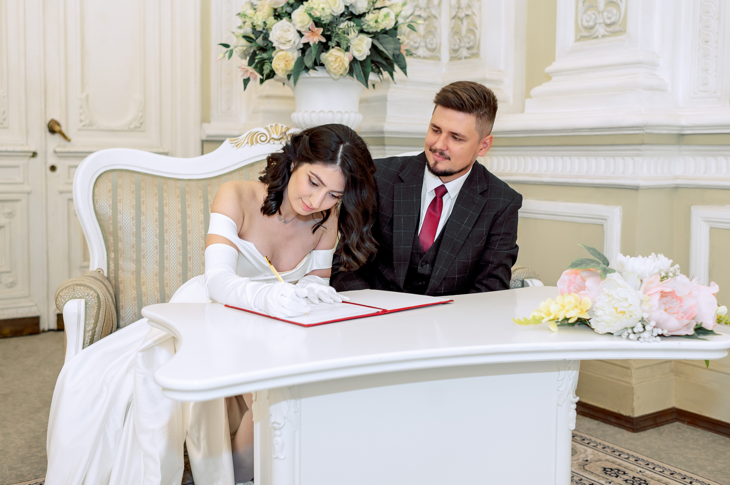 Камерная свадьба в Первом Дворце Бракосочетания №1 на Английской набережной Яны и Евгения. Портретный, семейный и свадебный фотограф в Санкт-Петербурге и в Пушкине Ширяев Денис