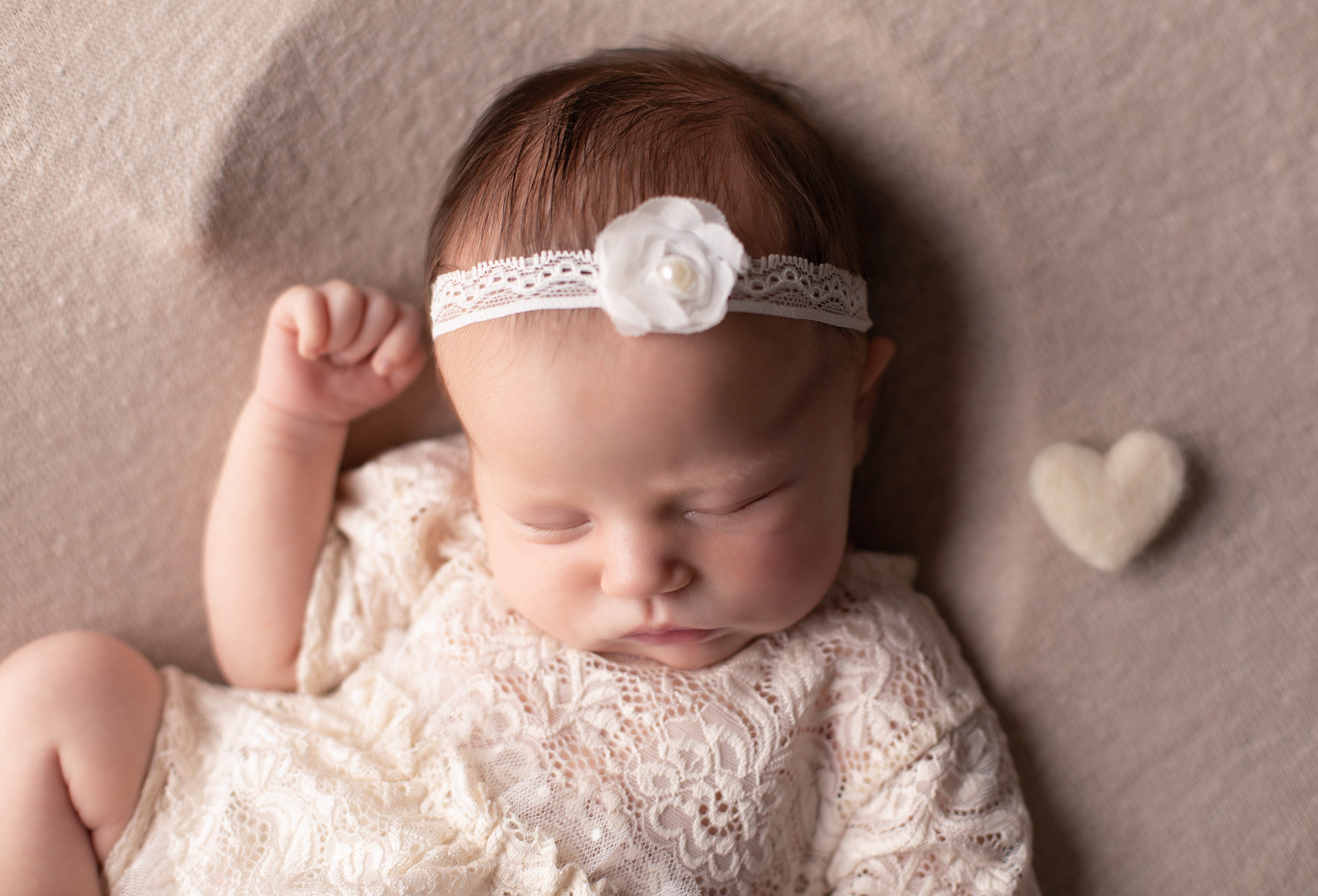 Новорожденные девочки. Фотограф новорожденных в Нижнем Новгороде Белякова Оксана