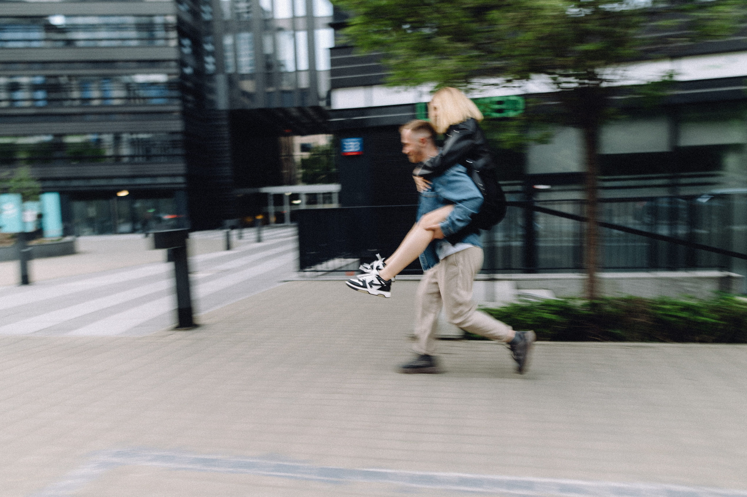Love in Warsaw. Wedding photograph in europe Vasencev Alexey