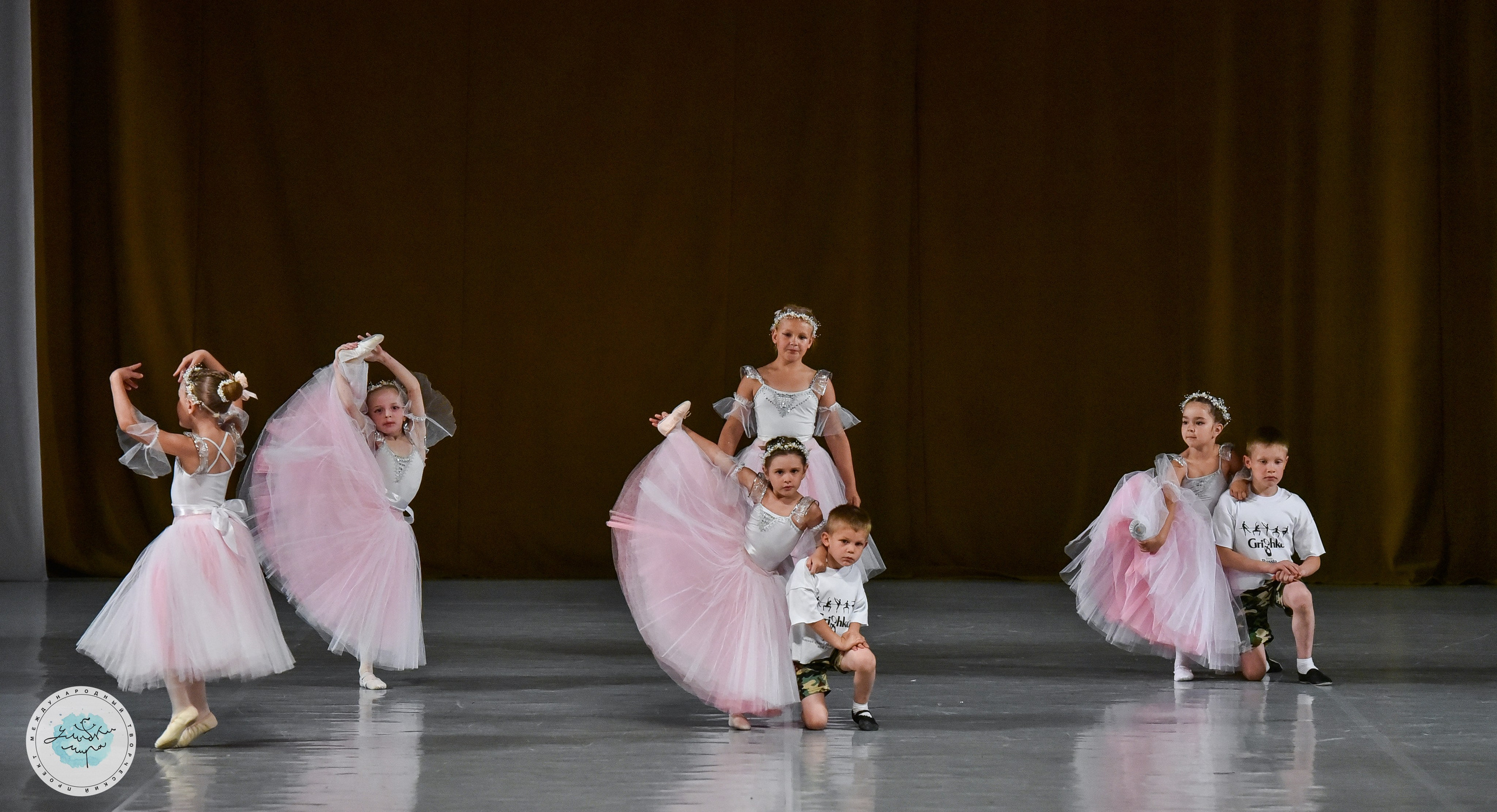 04.07.2024 Финал Международного творческого проекта «Улыбки Мира» г. СПБ. Медиастудия Фото Концепт