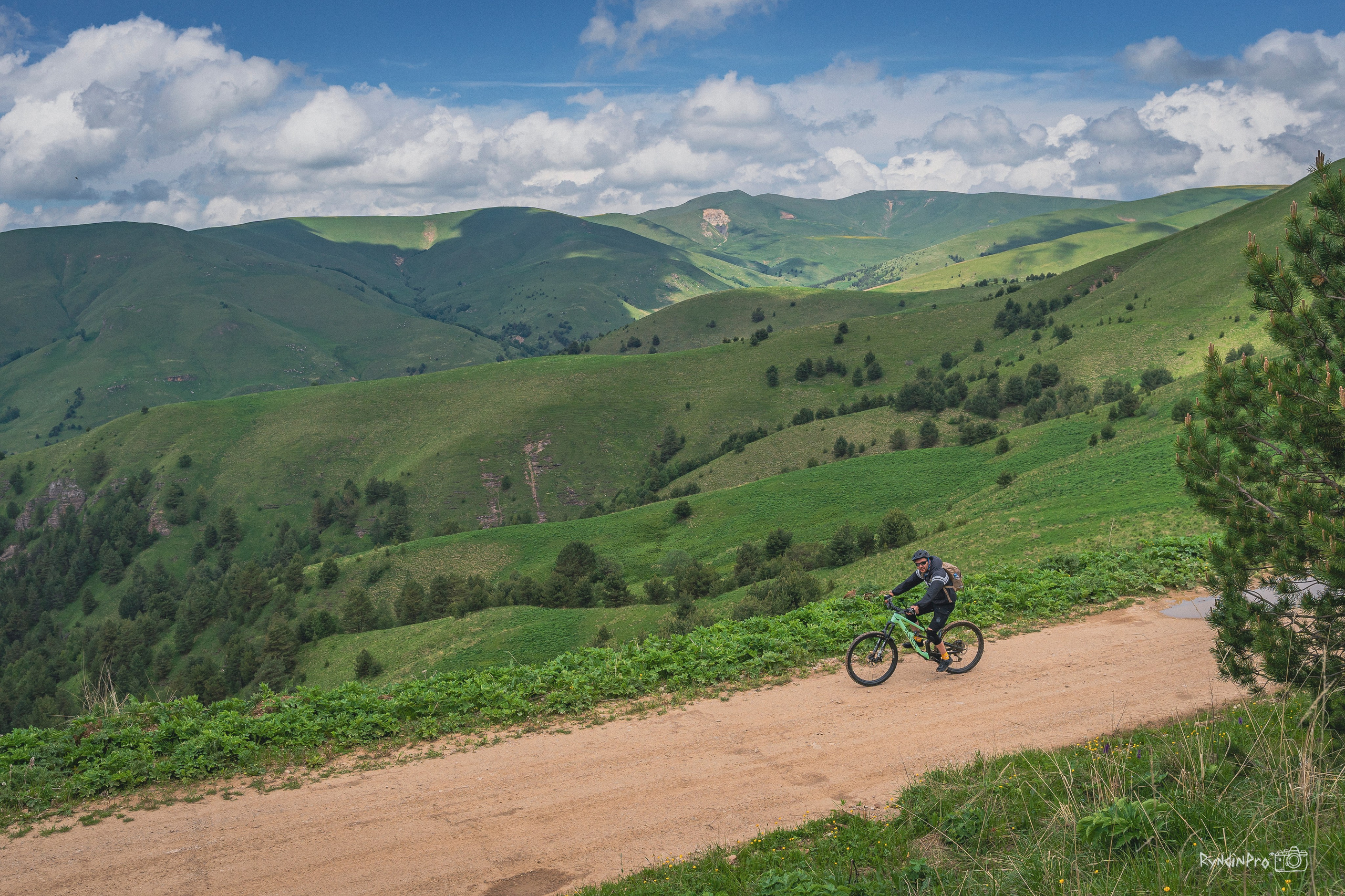 Велотур Худес и плато Канжол 08.06.24 Ковальтур. Репортажный фотограф в Краснодаре Рындин Дмитрий