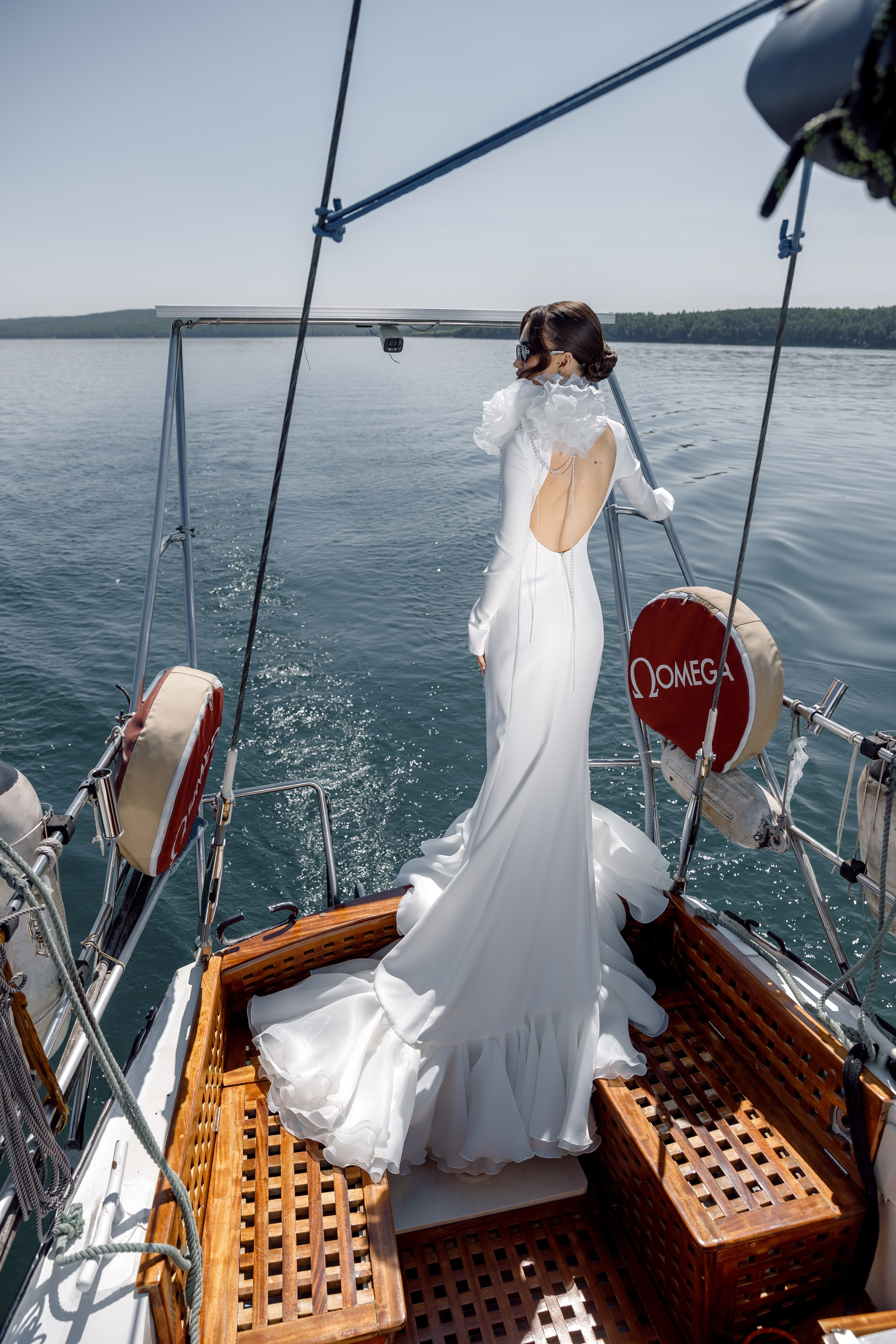 Яхта Омега (Каприз Невесты). Свадебный фотограф Иркутск, репортажный фотограф Иркутск