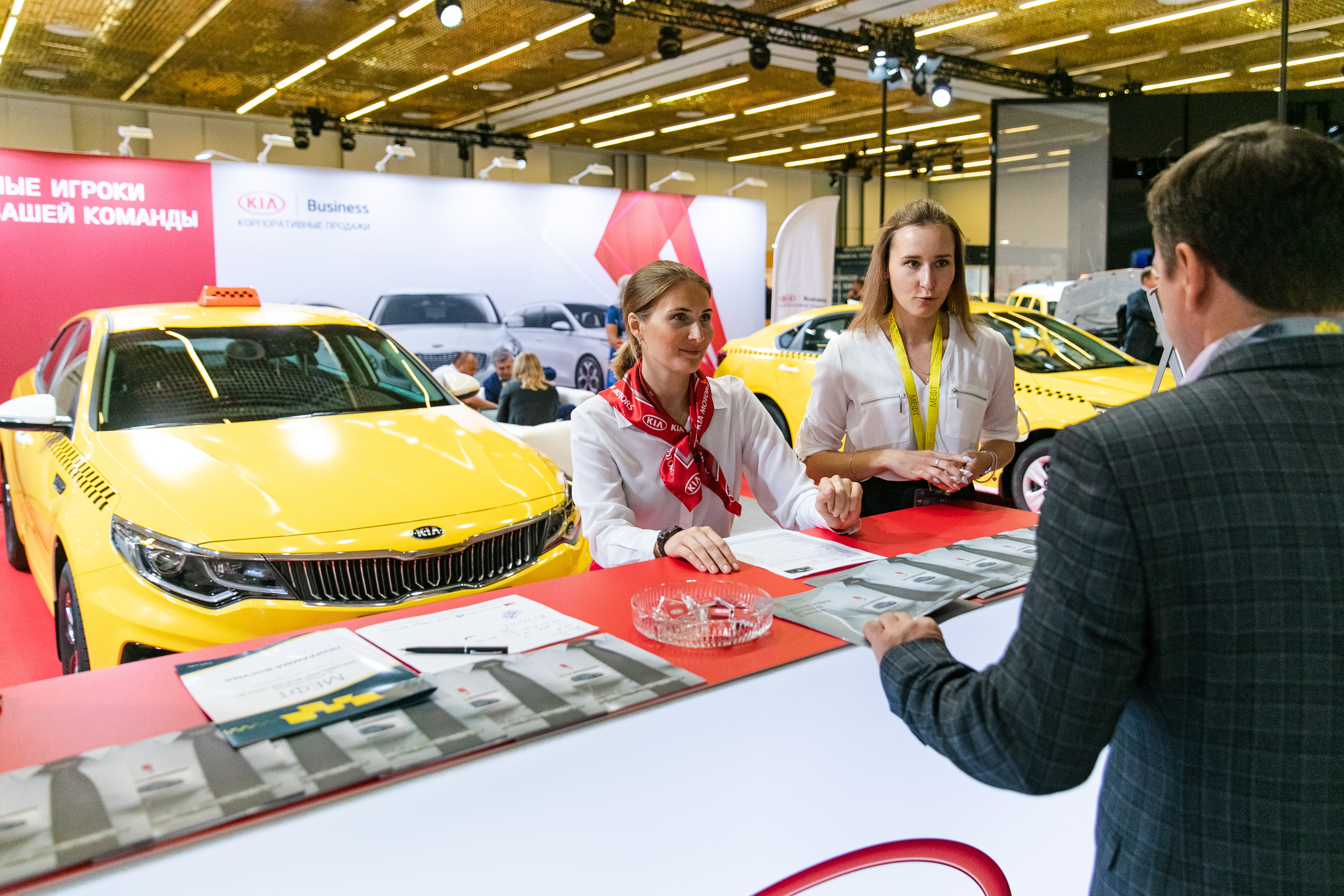 МЕФТ. Свадебный репортажный фотограф в Москве