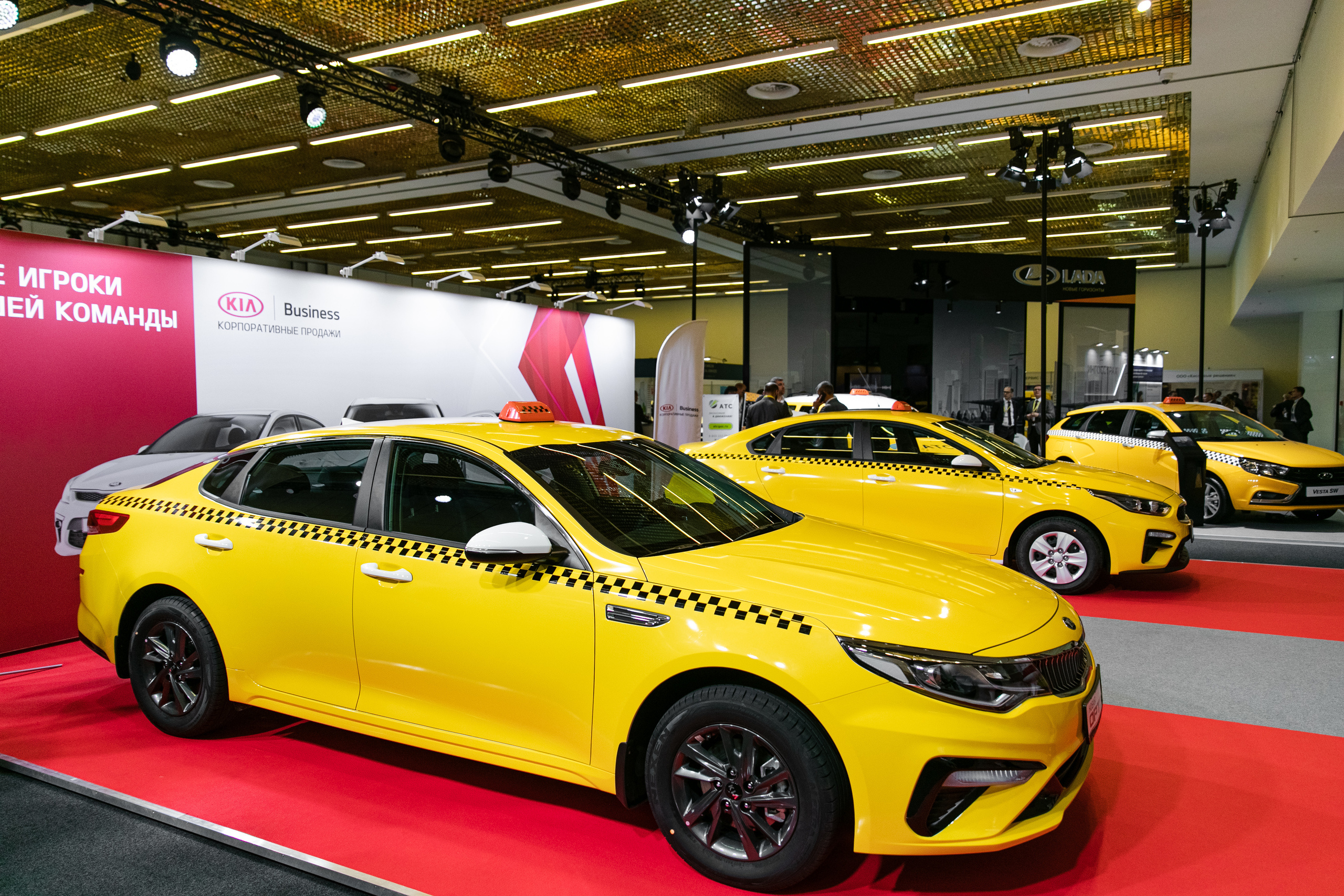 МЕФТ. Свадебный репортажный фотограф в Москве