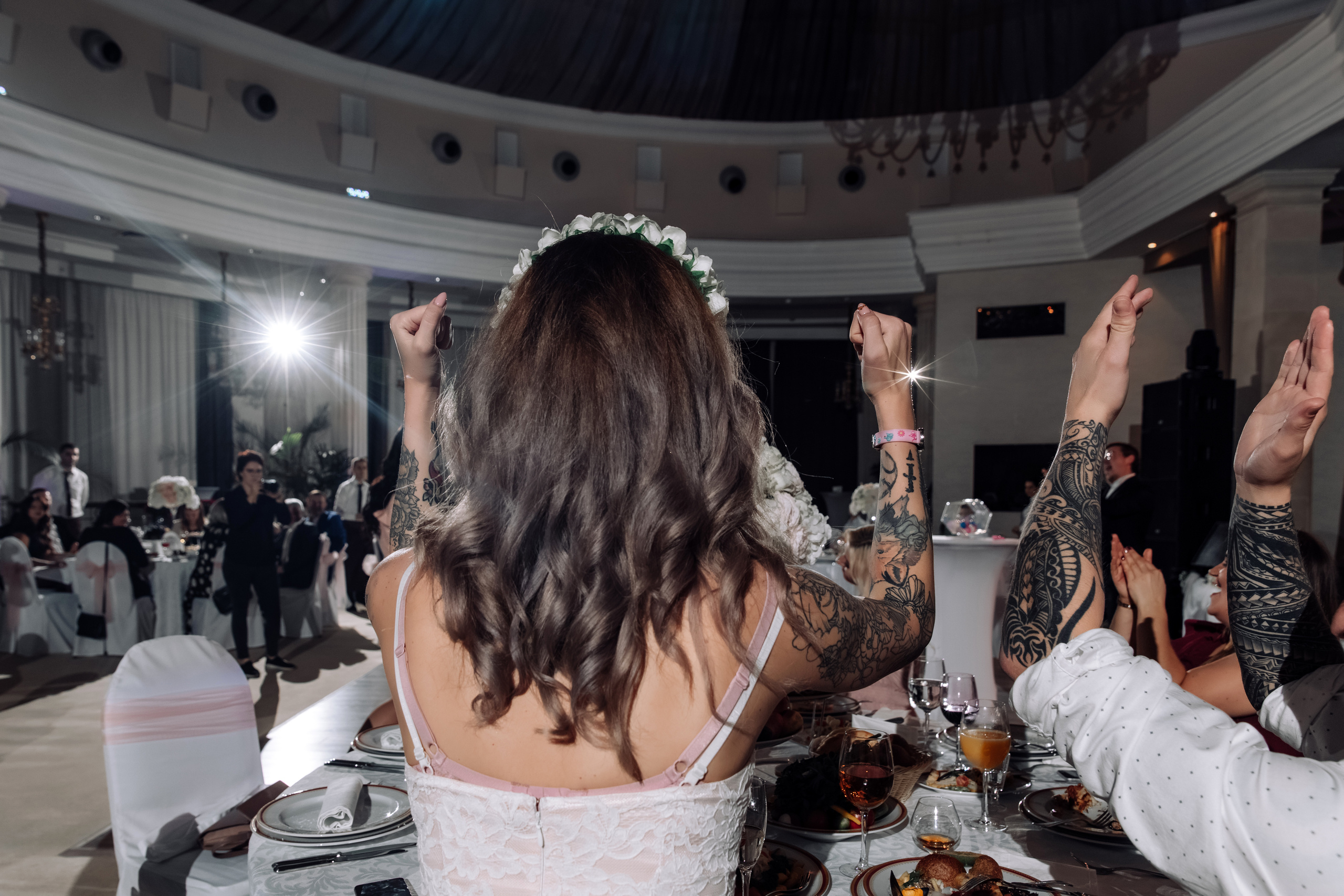 WParty Богдана Лисевского. Свадебный репортажный фотограф в Москве