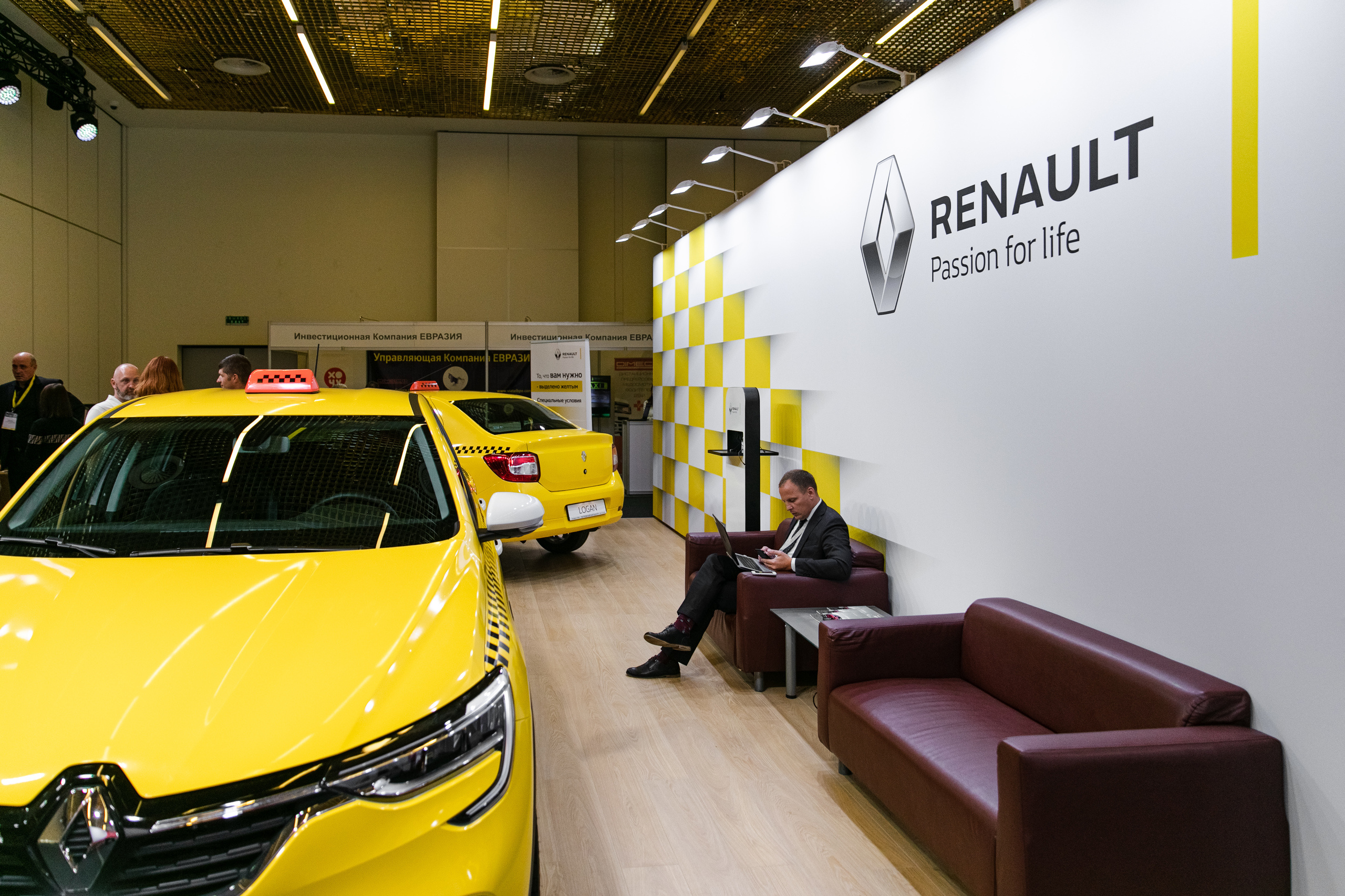 МЕФТ. Свадебный репортажный фотограф в Москве