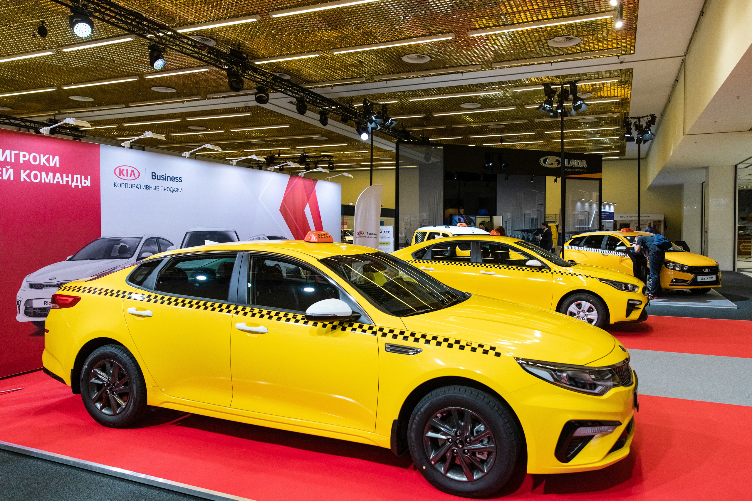 МЕФТ. Свадебный репортажный фотограф в Москве