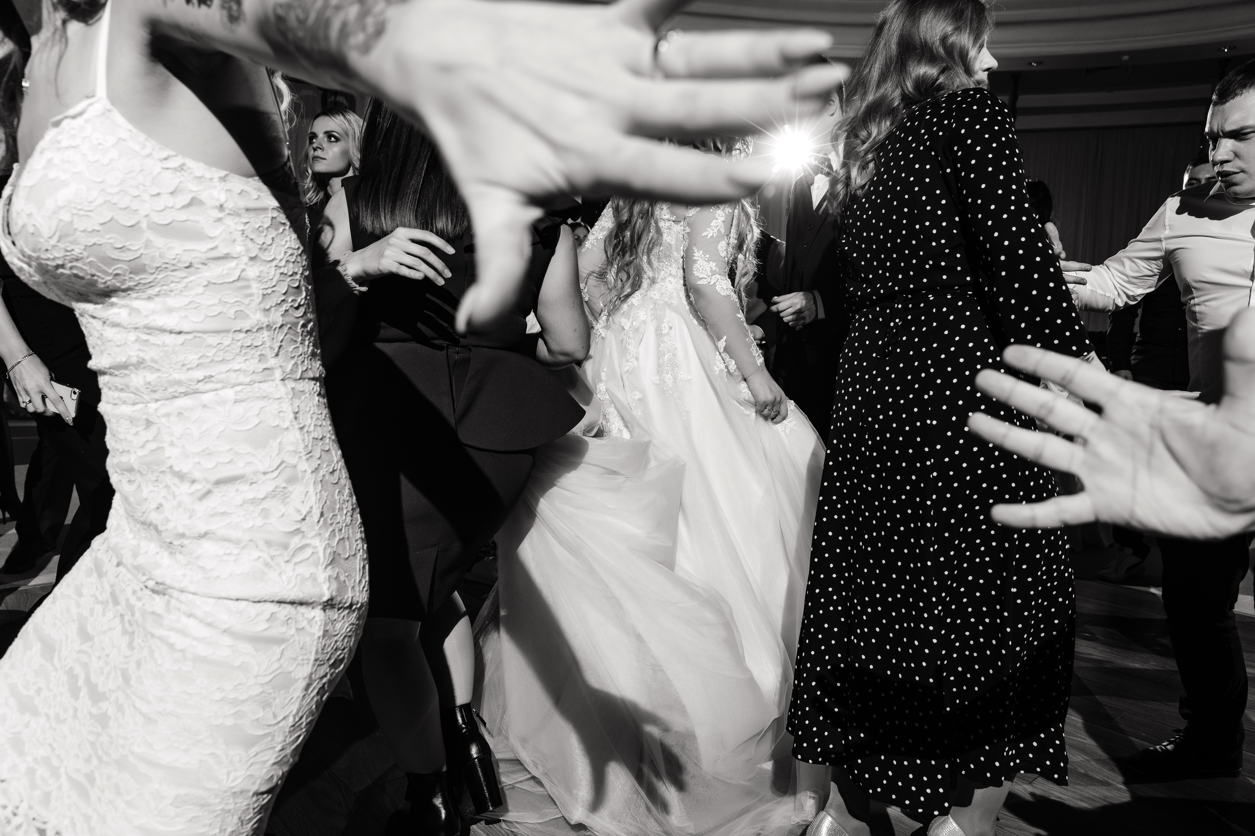 WParty Богдана Лисевского. Свадебный репортажный фотограф в Москве