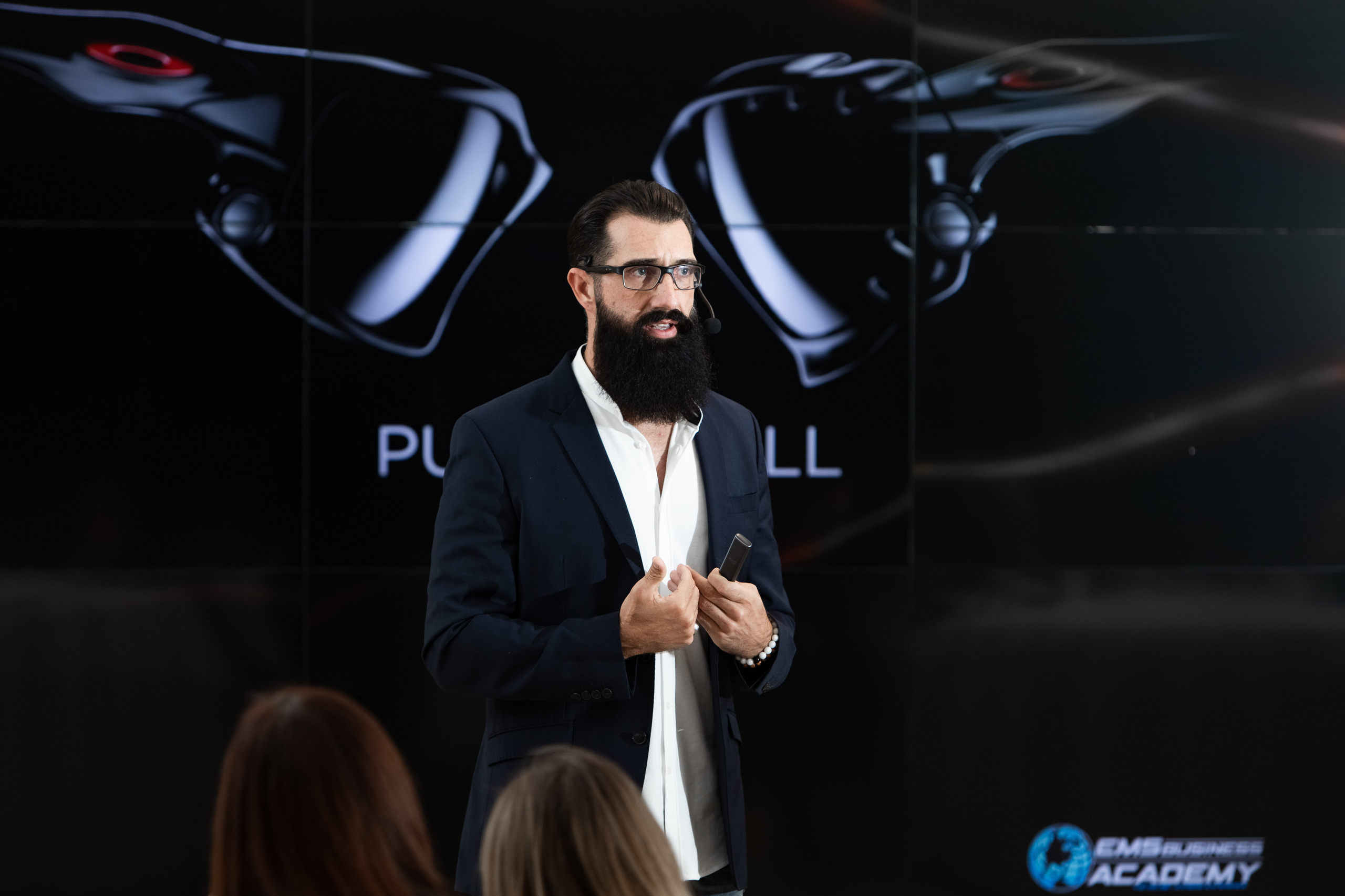 EMS тренировки. Свадебный репортажный фотограф в Москве