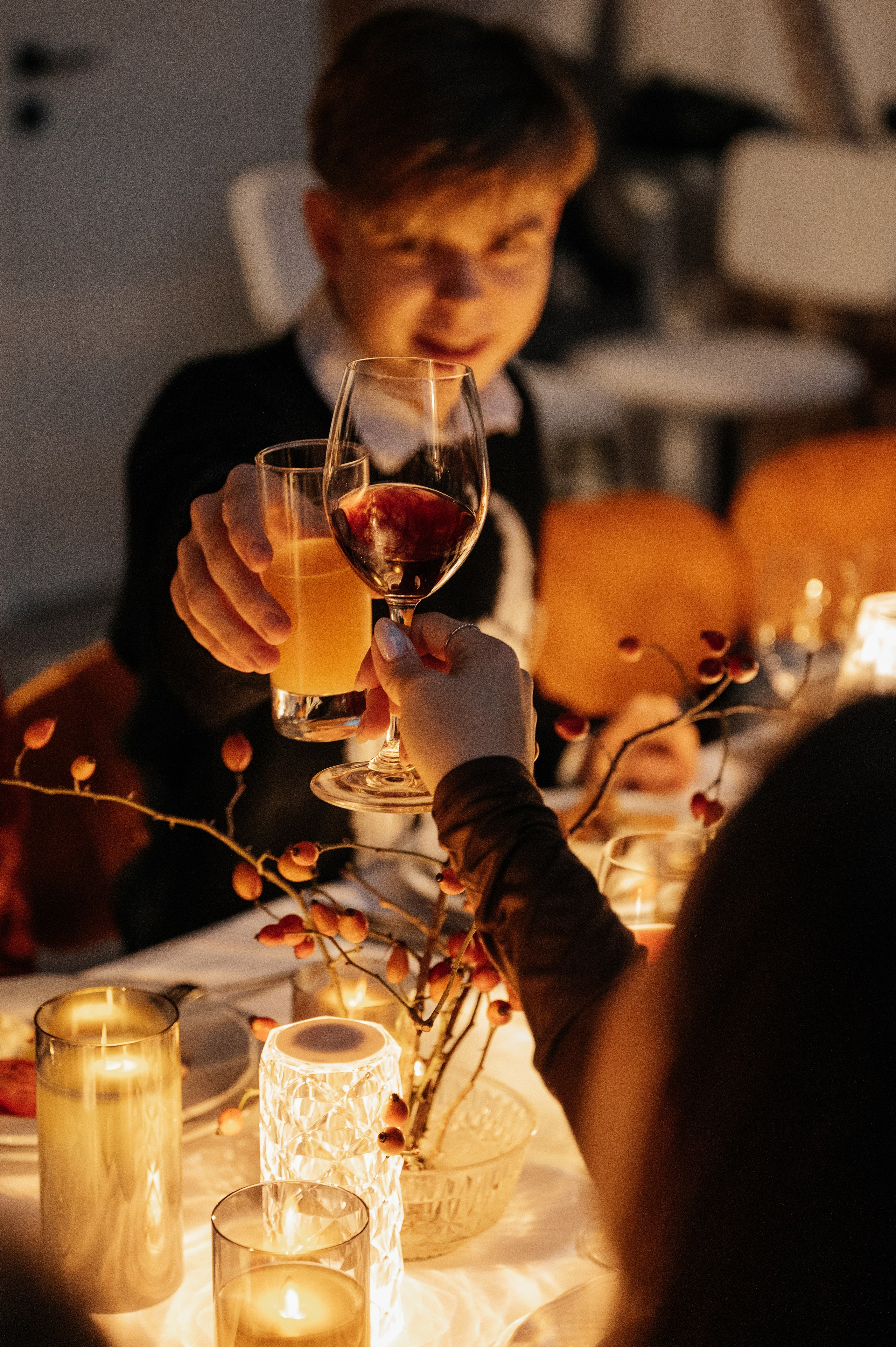 Невероятно атмосферный семейный ужин. Wedding photographer in Moscow and around the world Andrey Medvednikov