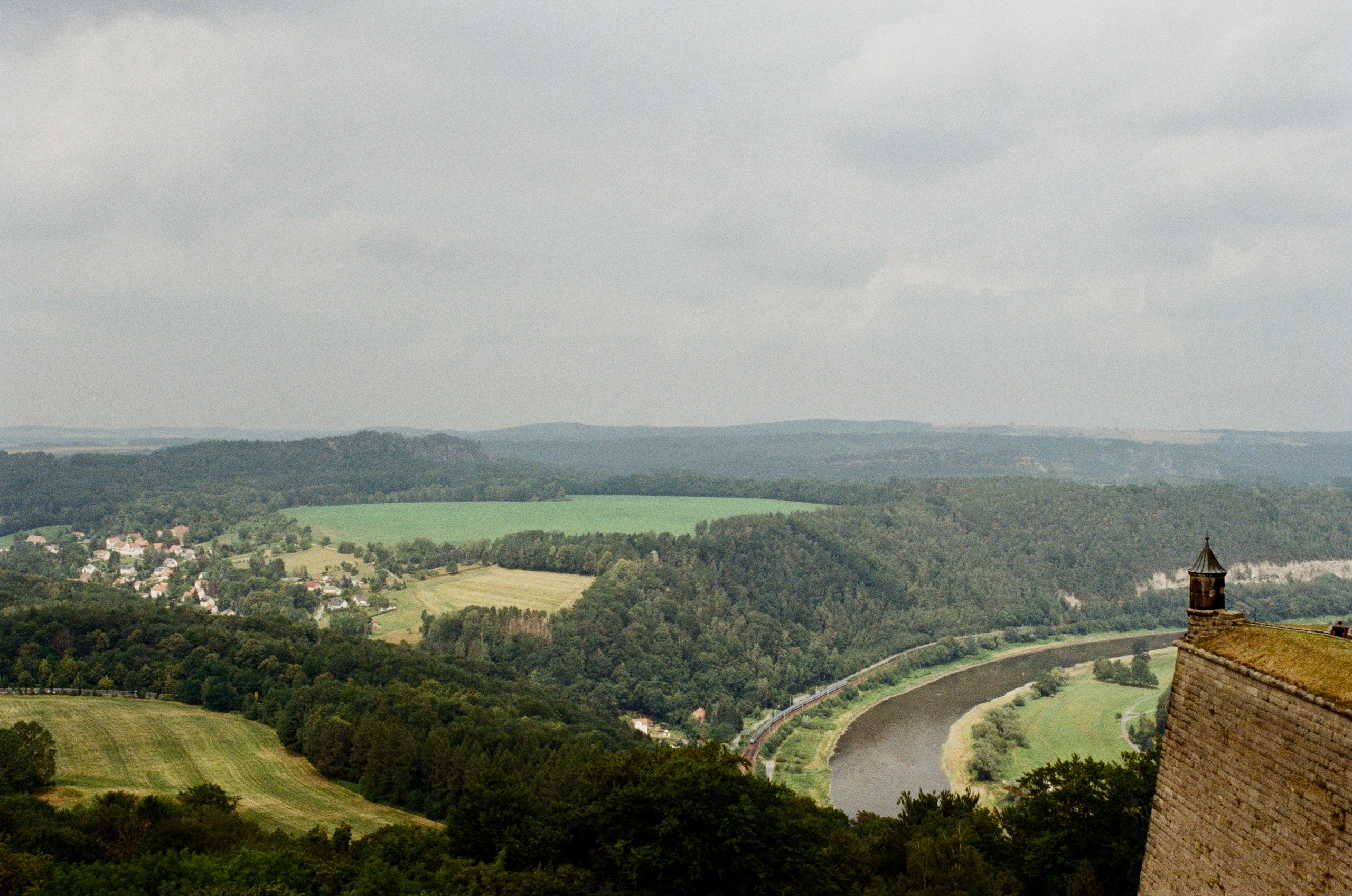 Film. Ruslan UI Dev Page