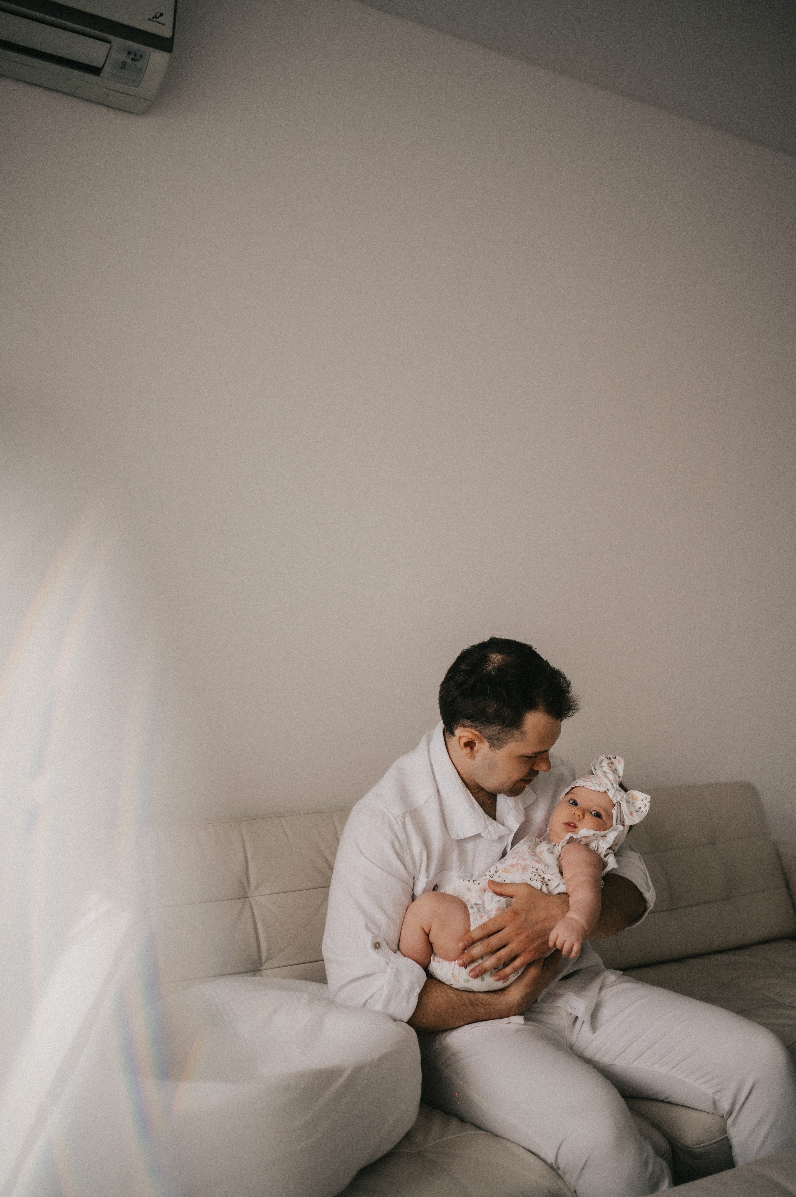 Сергей, Оксана и Алиса дома. Семейный и свадебный lifestyle-фотограф в Москве Мария Петрова