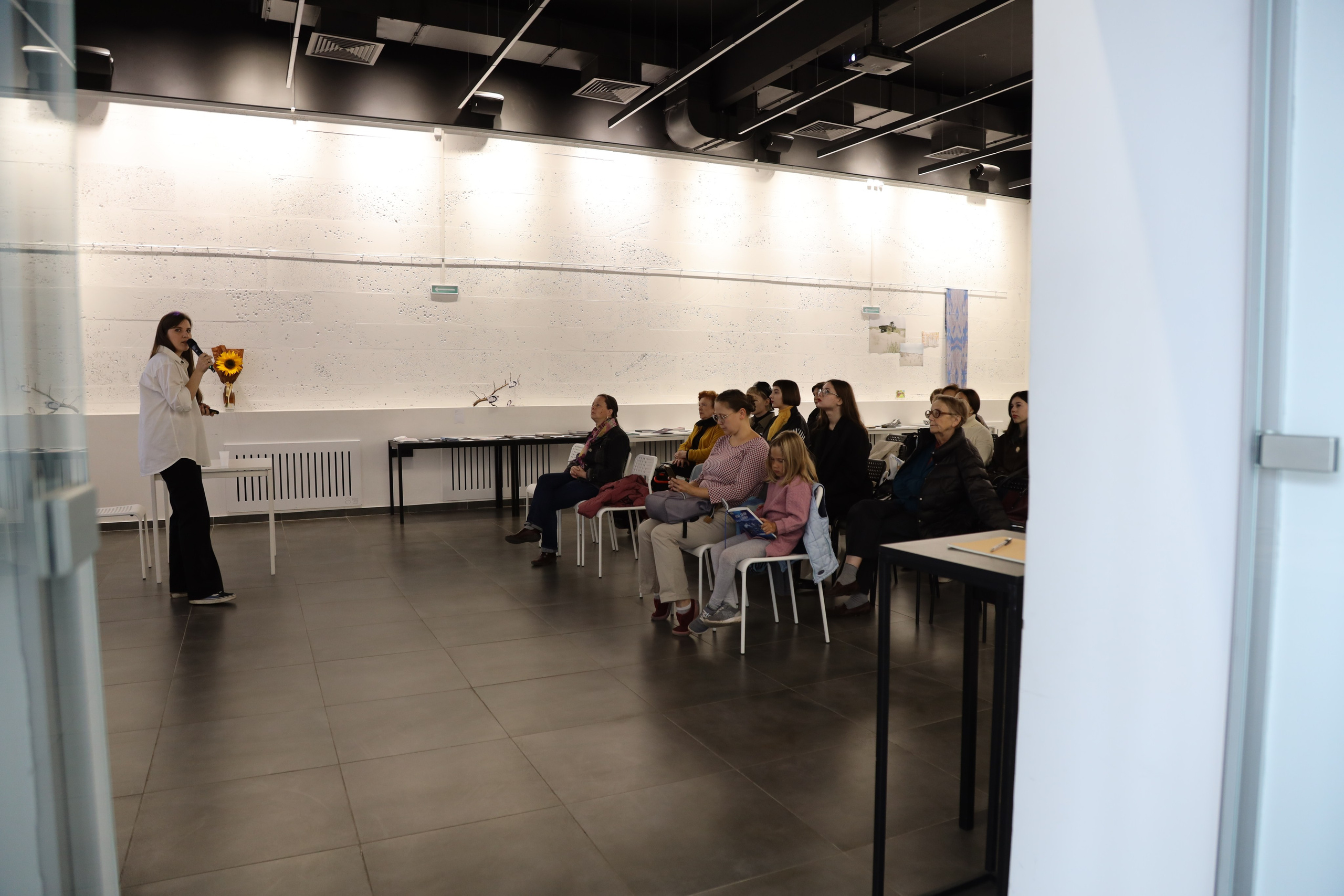 Разворот, фестиваль зинов, 9–10 сентября 2023, Доме архитектора, Воронеж. Лера Круглова