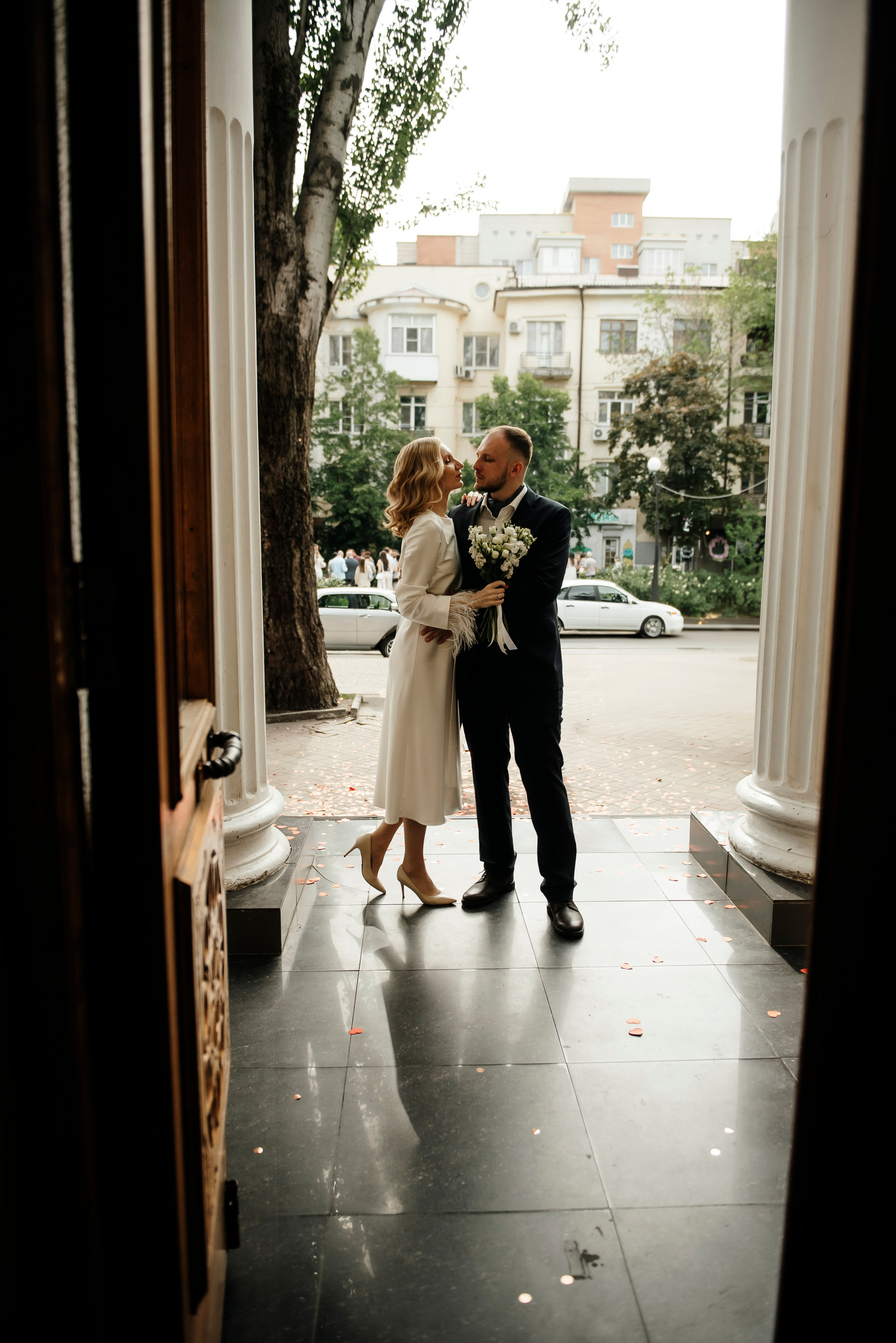 Прогулка по Большой Садовой. Свадебный фотограф Ростов-на-Дону от 4 400 руб. |Кристина Гайсенюк