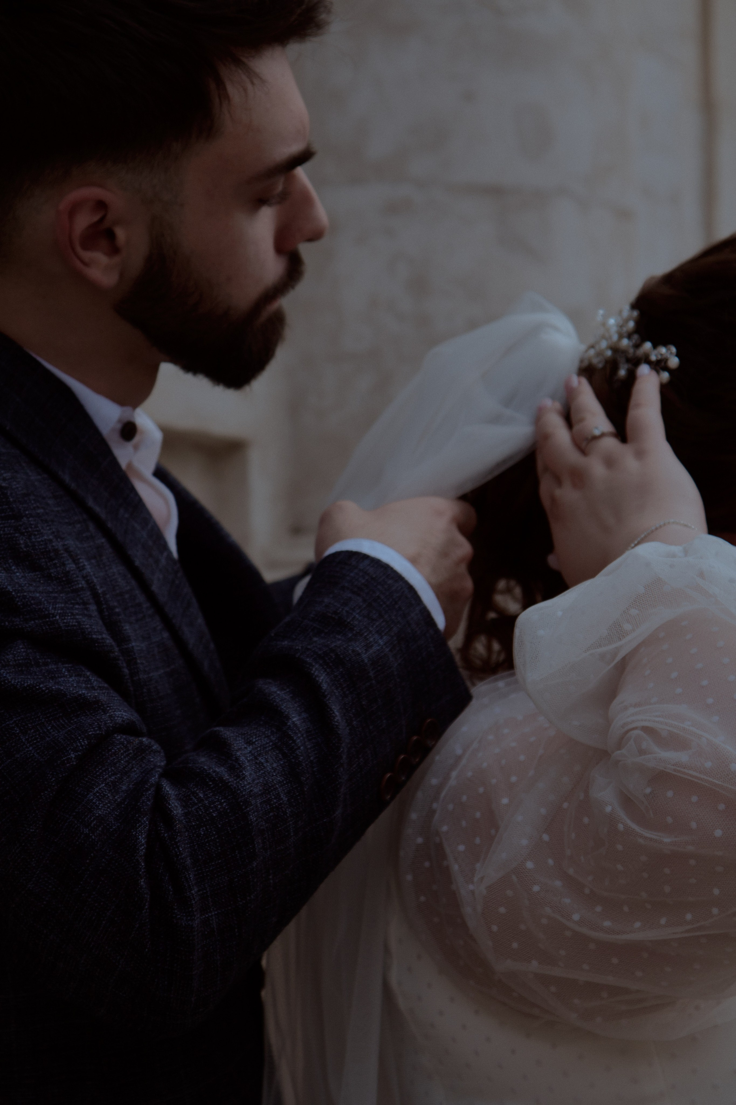 Виктория и Даниэль. Владимирский храм. Фотограф лавстори Москва/МО Приятелева Ангелина