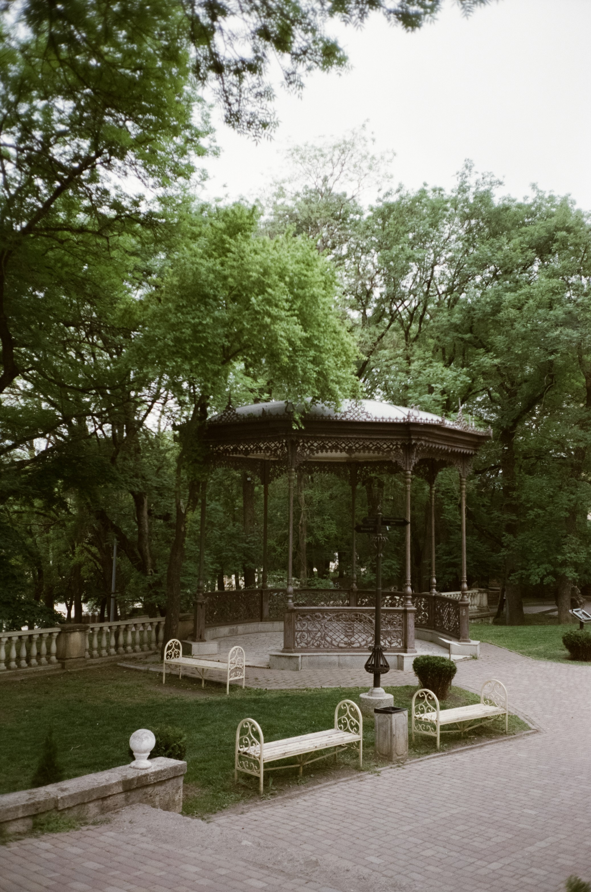 Курортный парк и улочки Ессентуков. Фотограф-документалист Мария Осокина