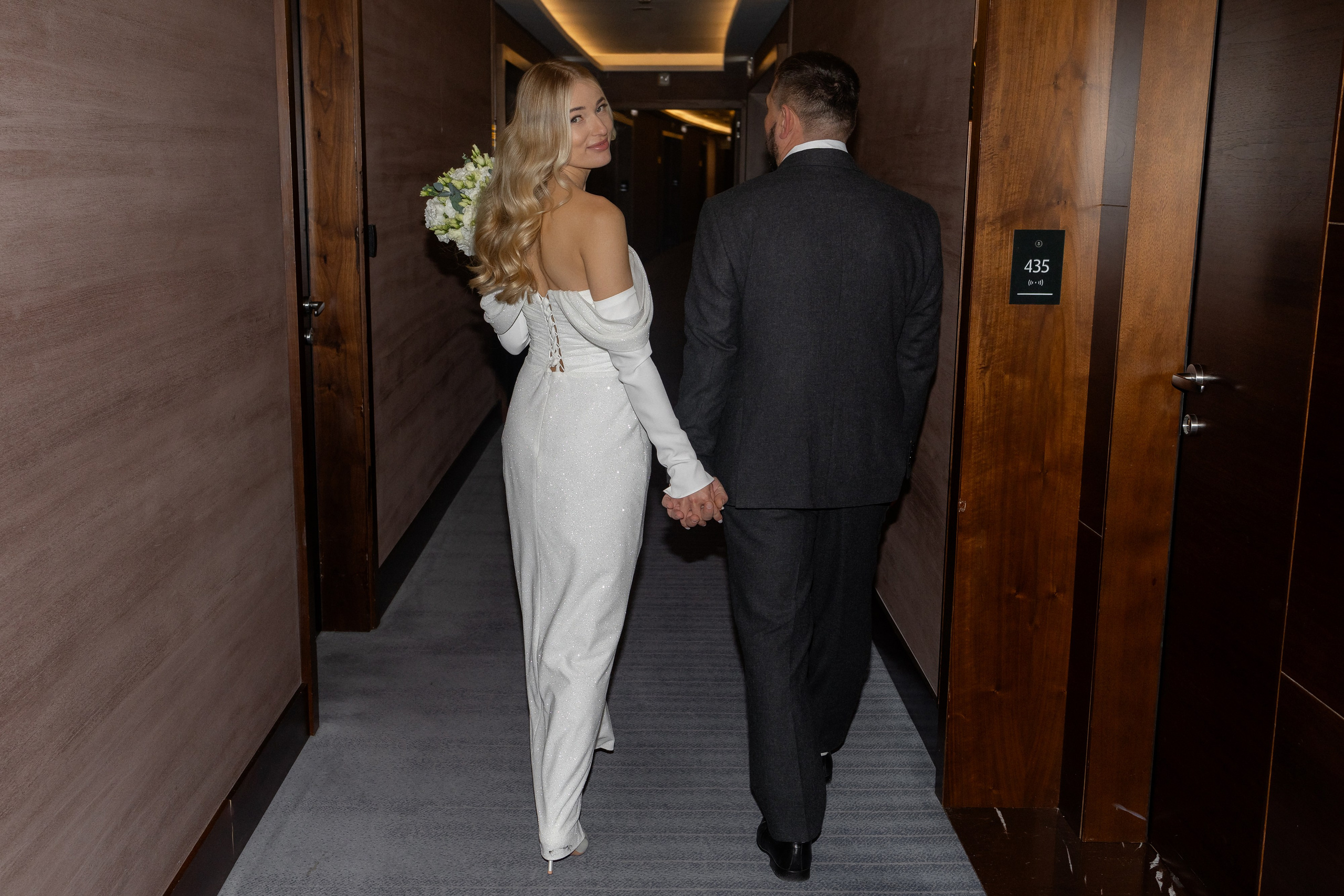 Свадебная фотосессия в отеле Марриот в Минске (Minsk Marriott Hotel). Свадебный фотограф в Минске/Беларуси Сергей Спиридонов