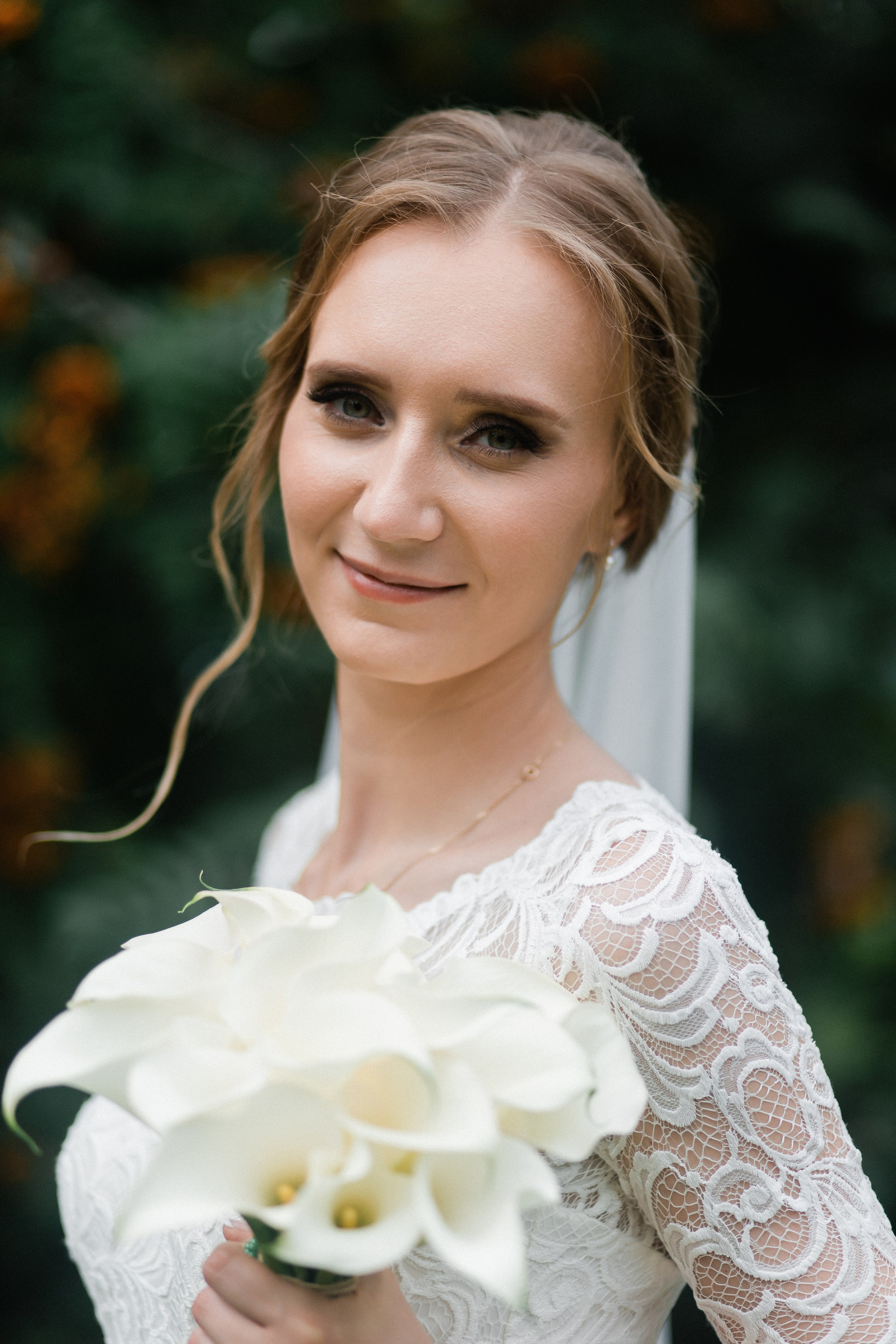 Свадебная фотосессия Сергея и Елены. Наш свадебный день. Видеосъемка и фотосъемка свадеб. Фотограф и оператор на свадьбу. Видеосъемка подкастов, собственная видео-фотостудии. Предметная фотосъемка